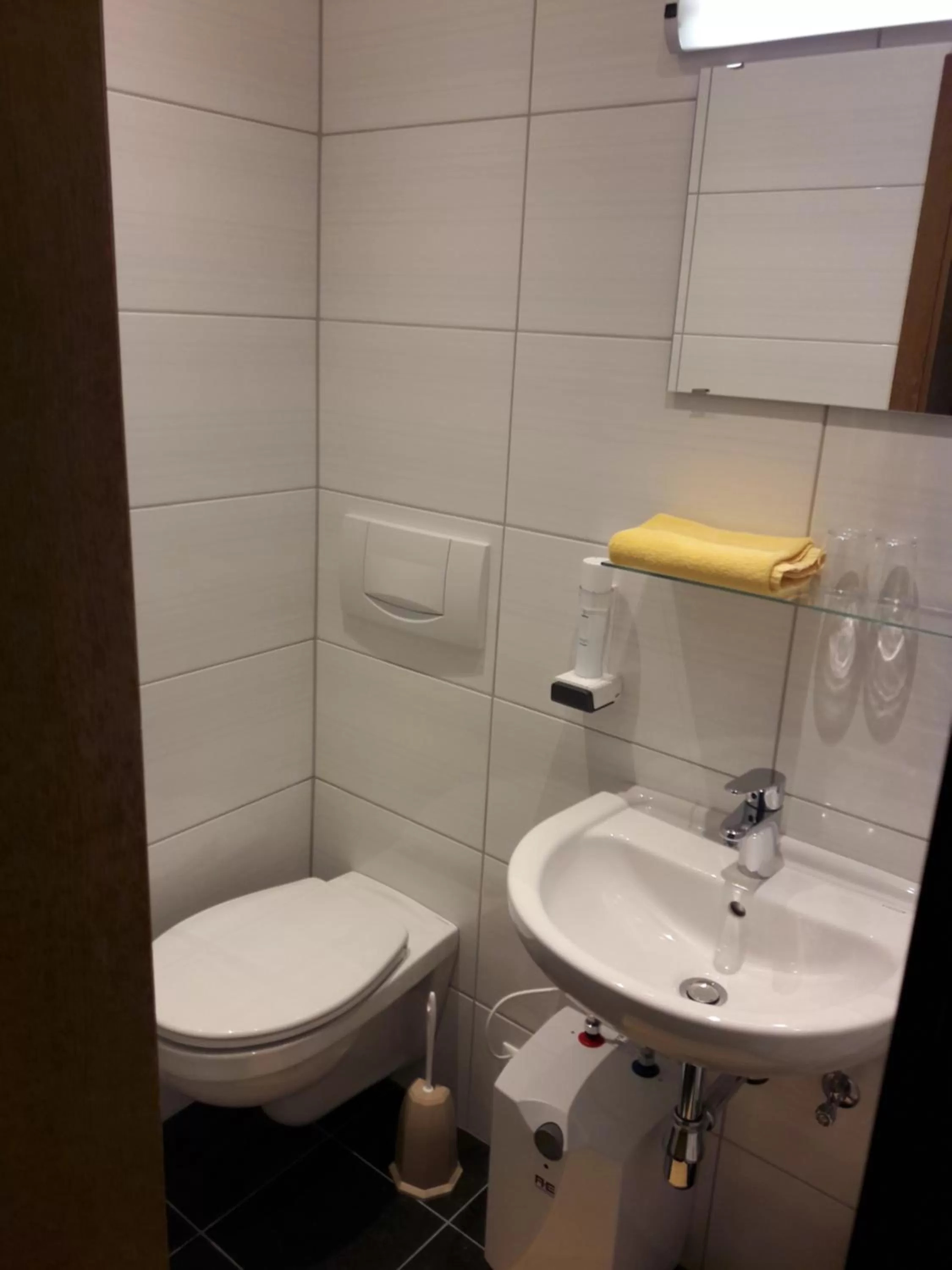 Toilet in Hotel Tautermann