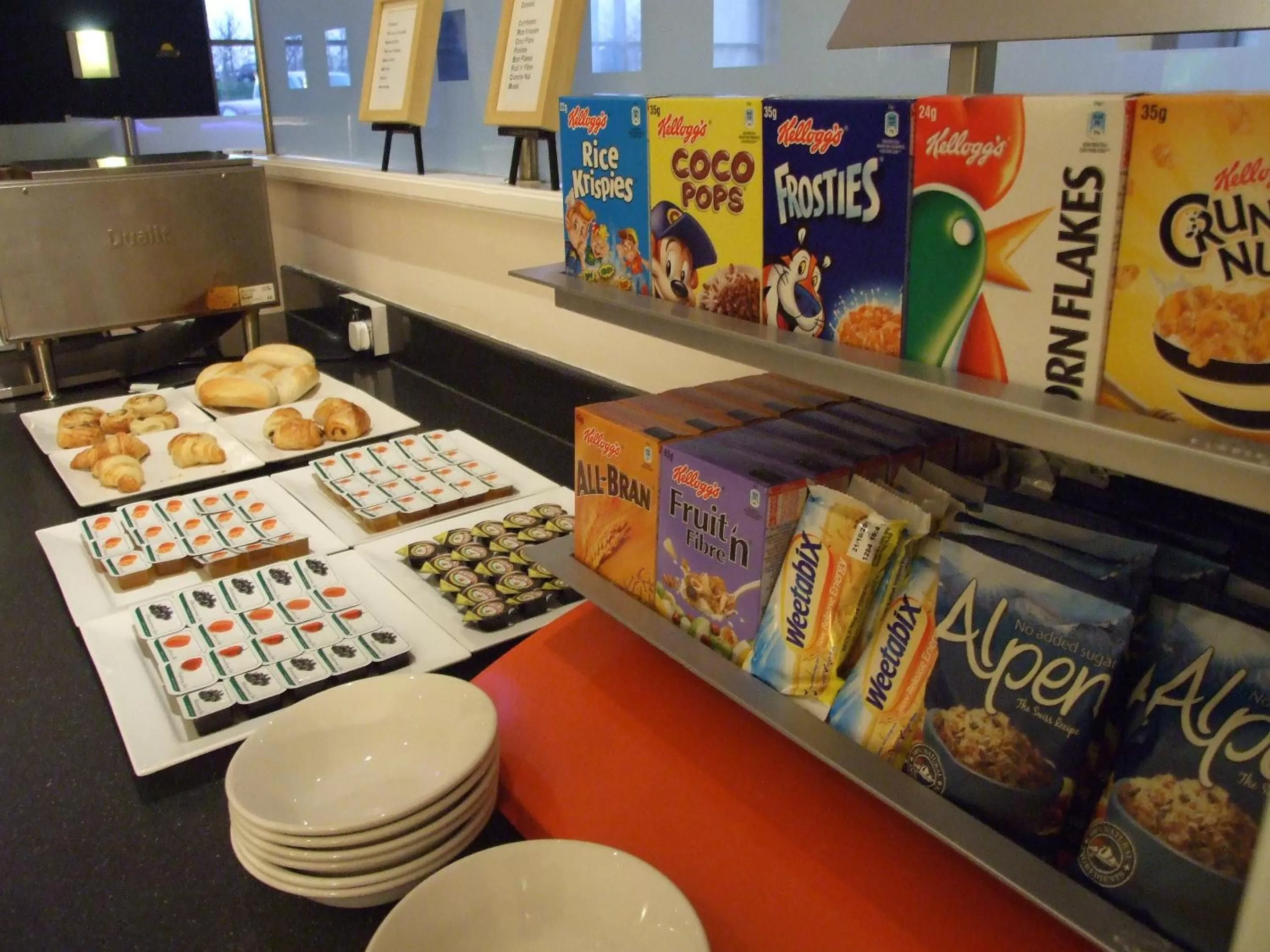 Food in Ramada Wakefield