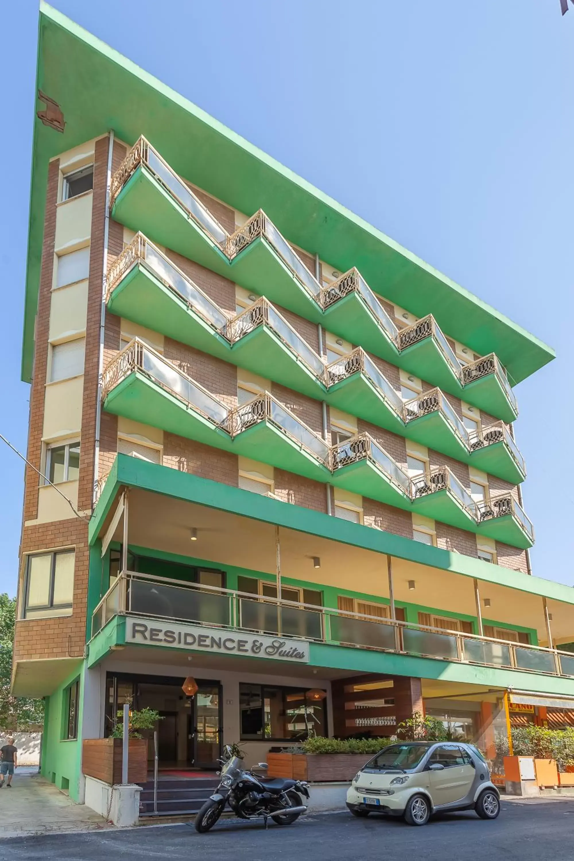 Residence & Suites Residence & Suites