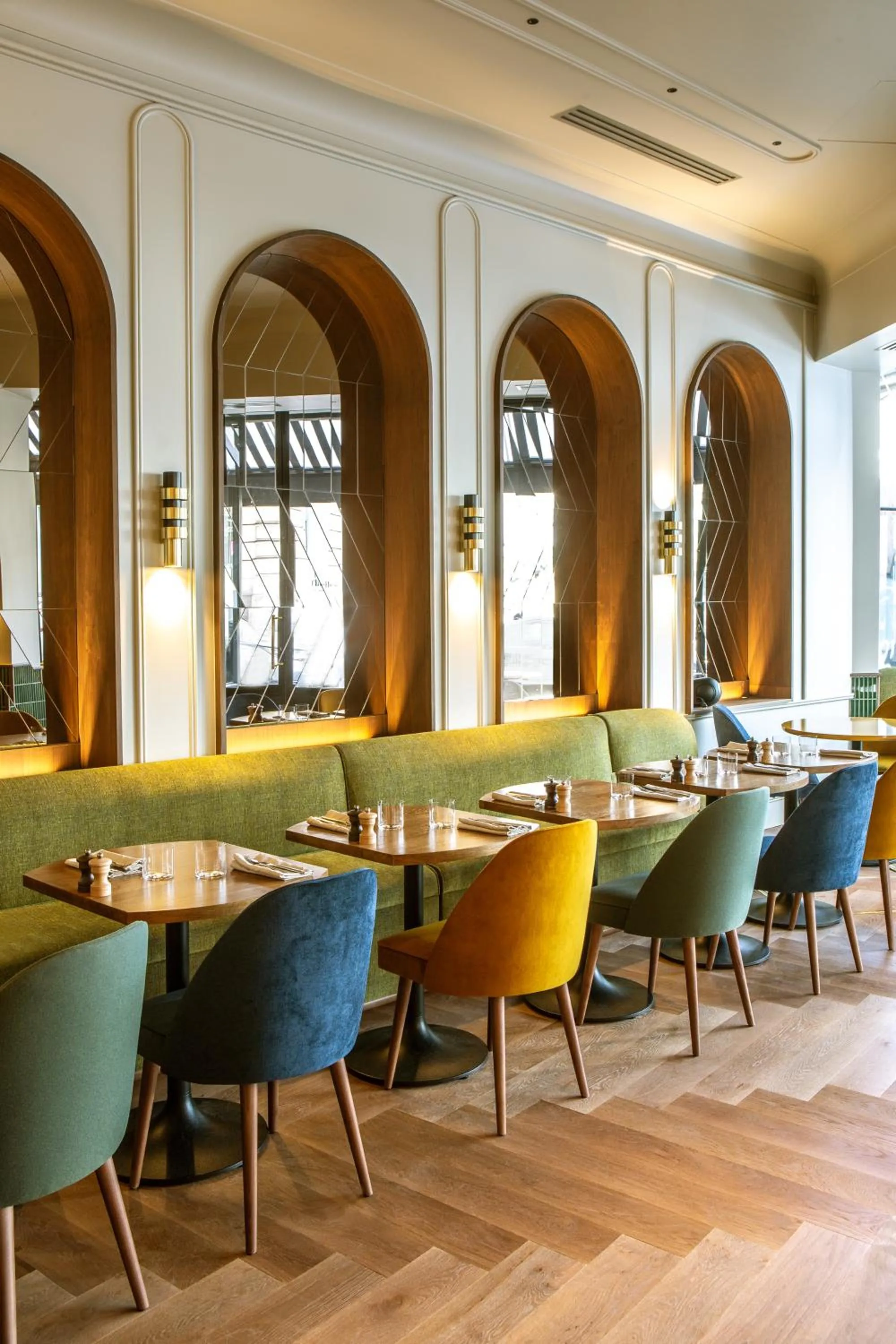 Restaurant/places to eat in Hotel Flanelles Paris
