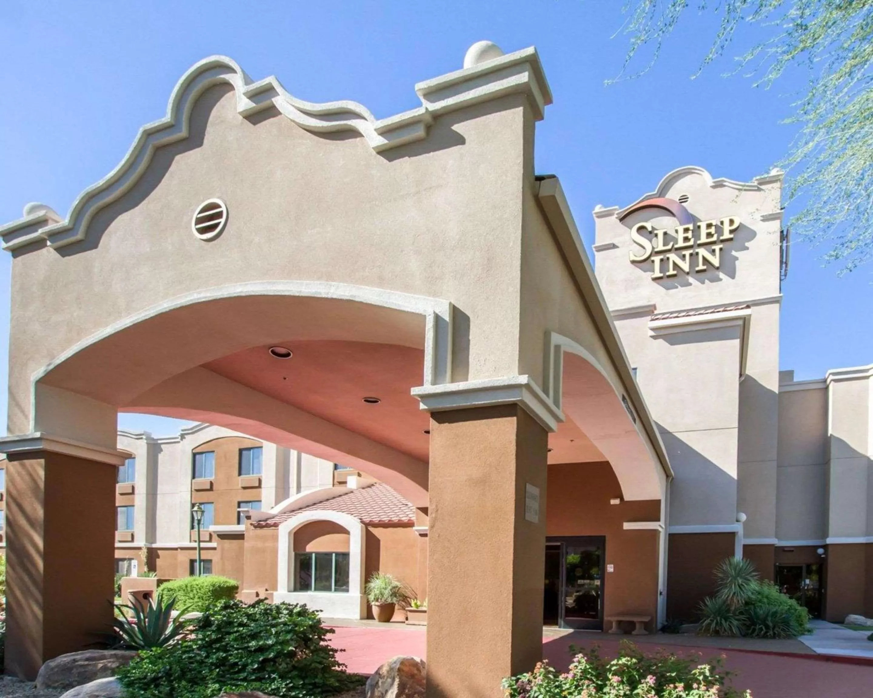Property building in Sleep Inn North Scottsdale near Mayo Clinic