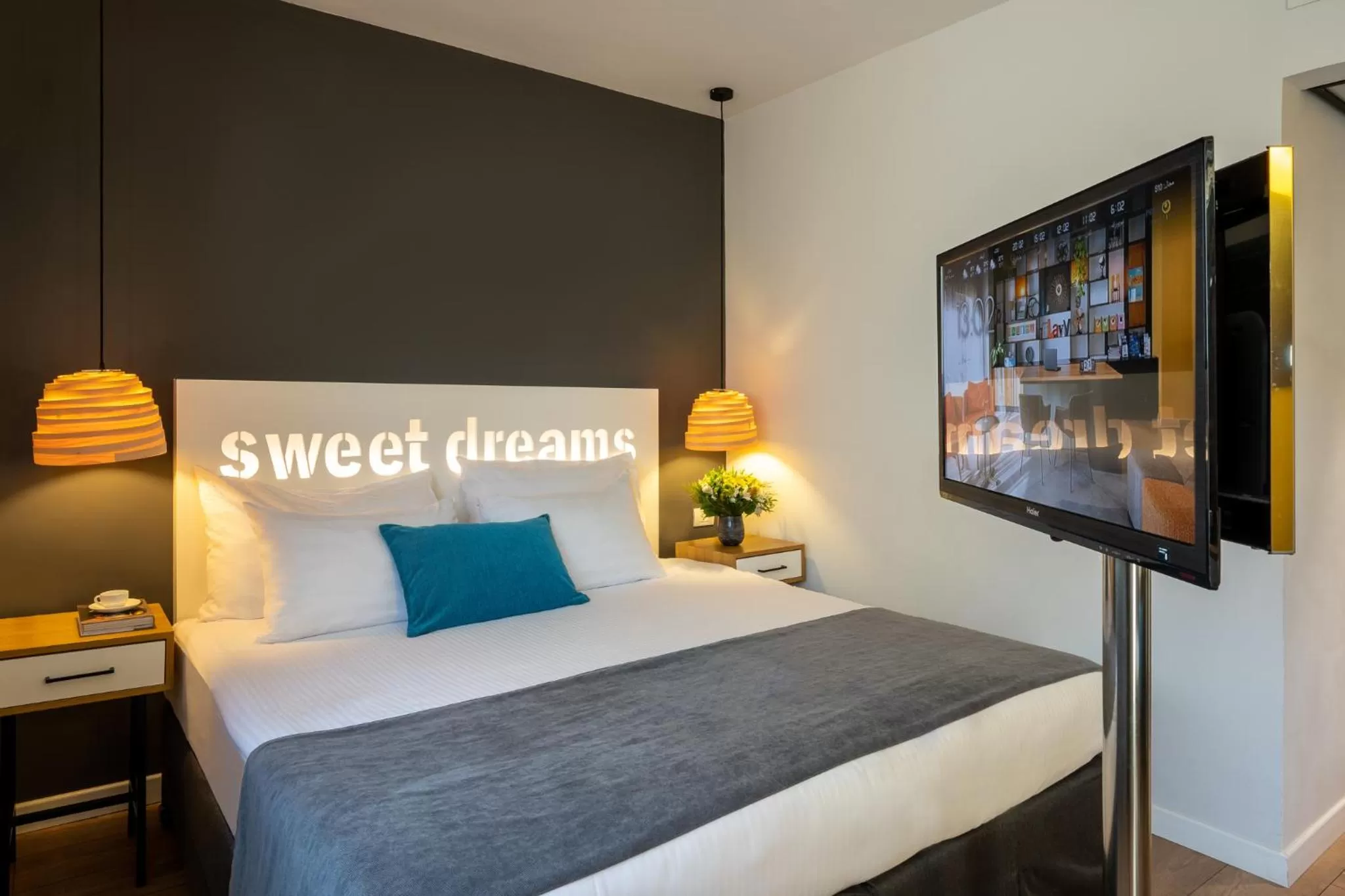 Bed in Prima City Hotel