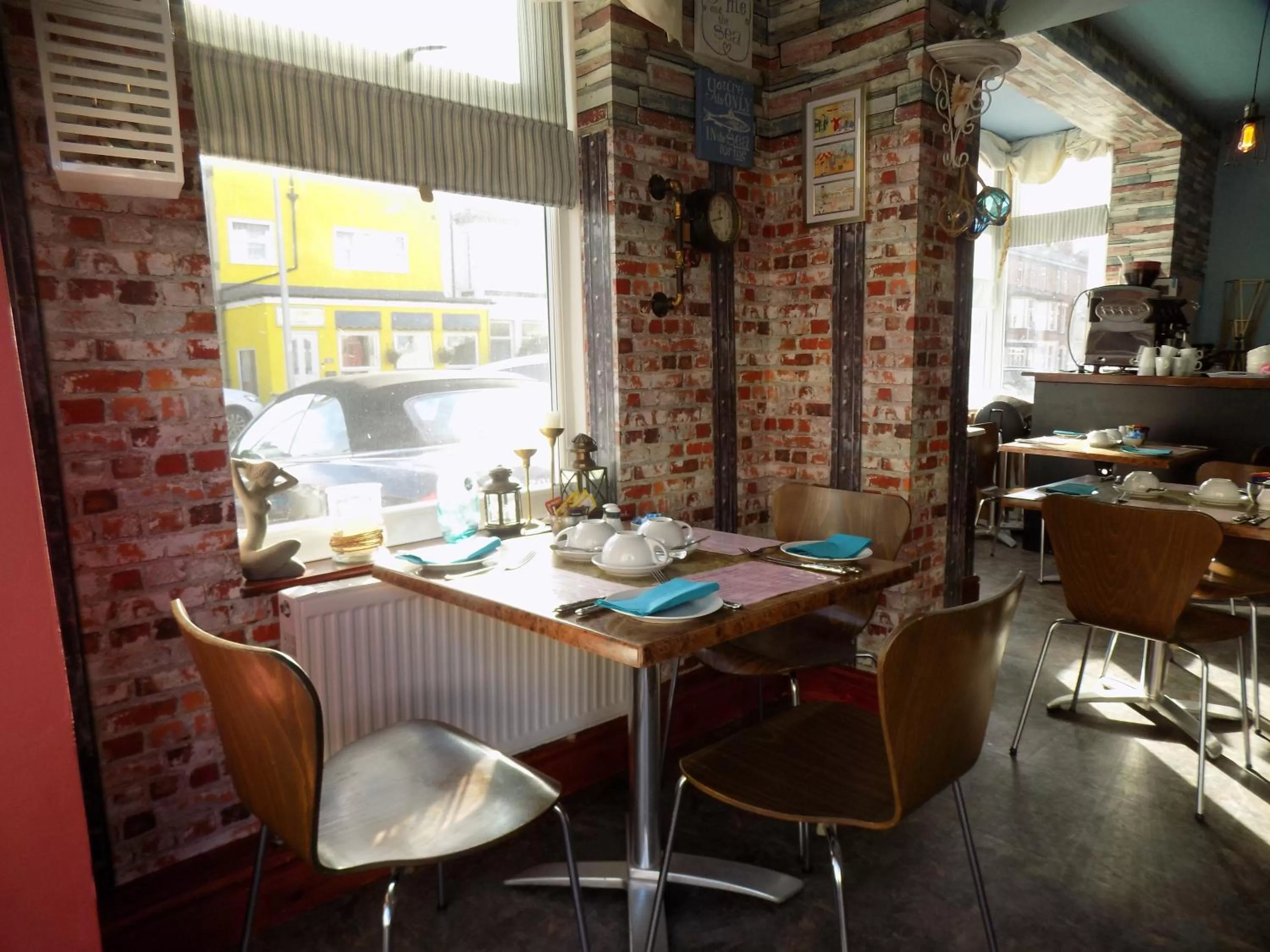 Restaurant/places to eat in Tracey's Driftwood