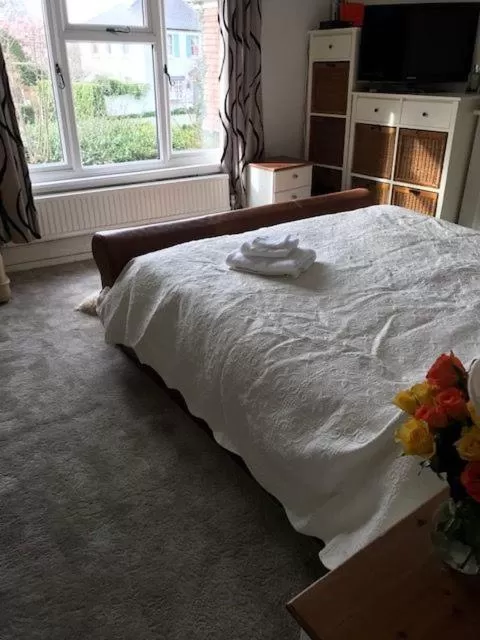 Bed in West End Lodge