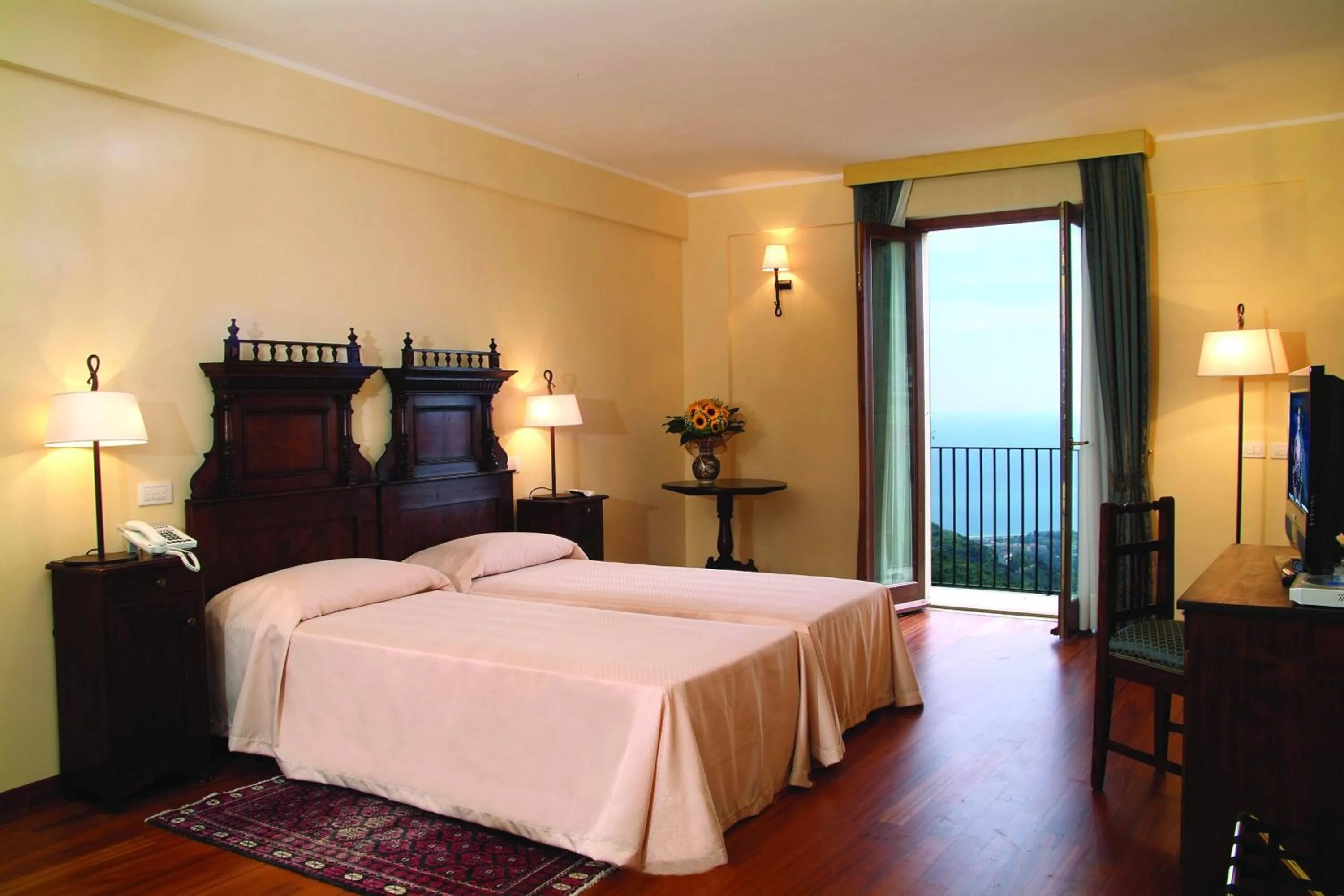 Bedroom, Bed in Resort Borgo San Rocco