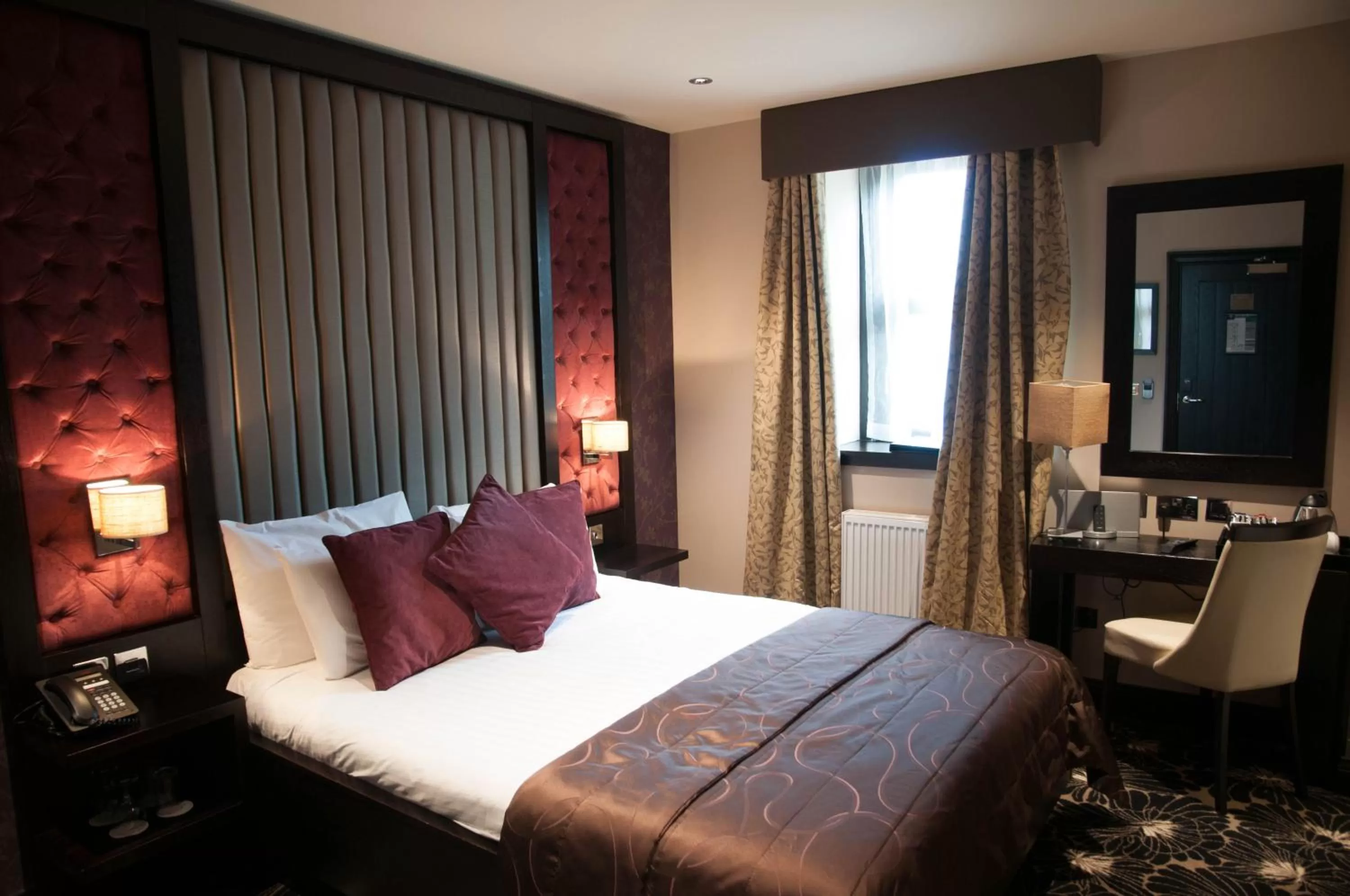 Bed in The Torrance Hotel