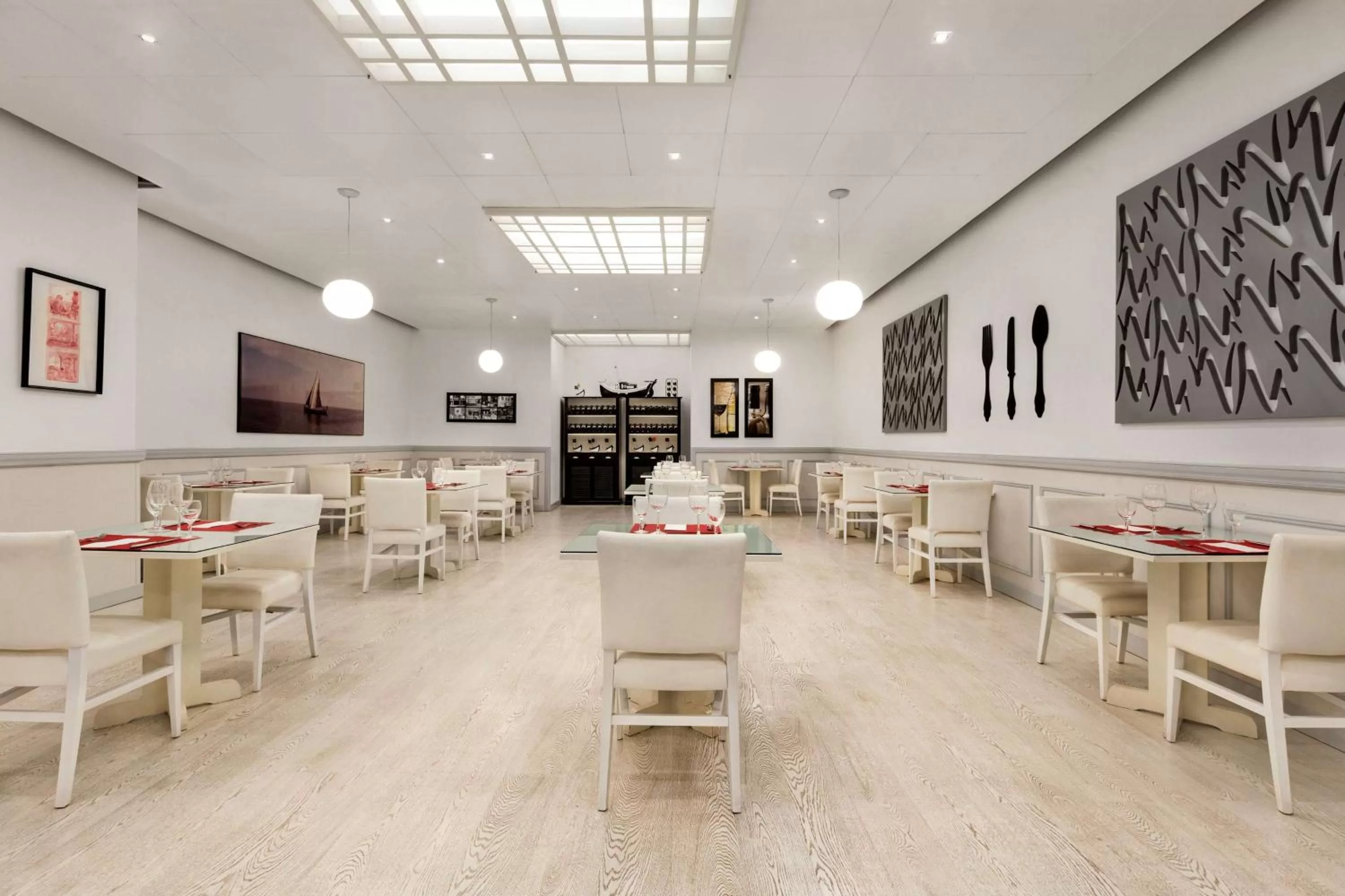 Restaurant/places to eat in TRYP by Wyndham Montijo Parque Hotel