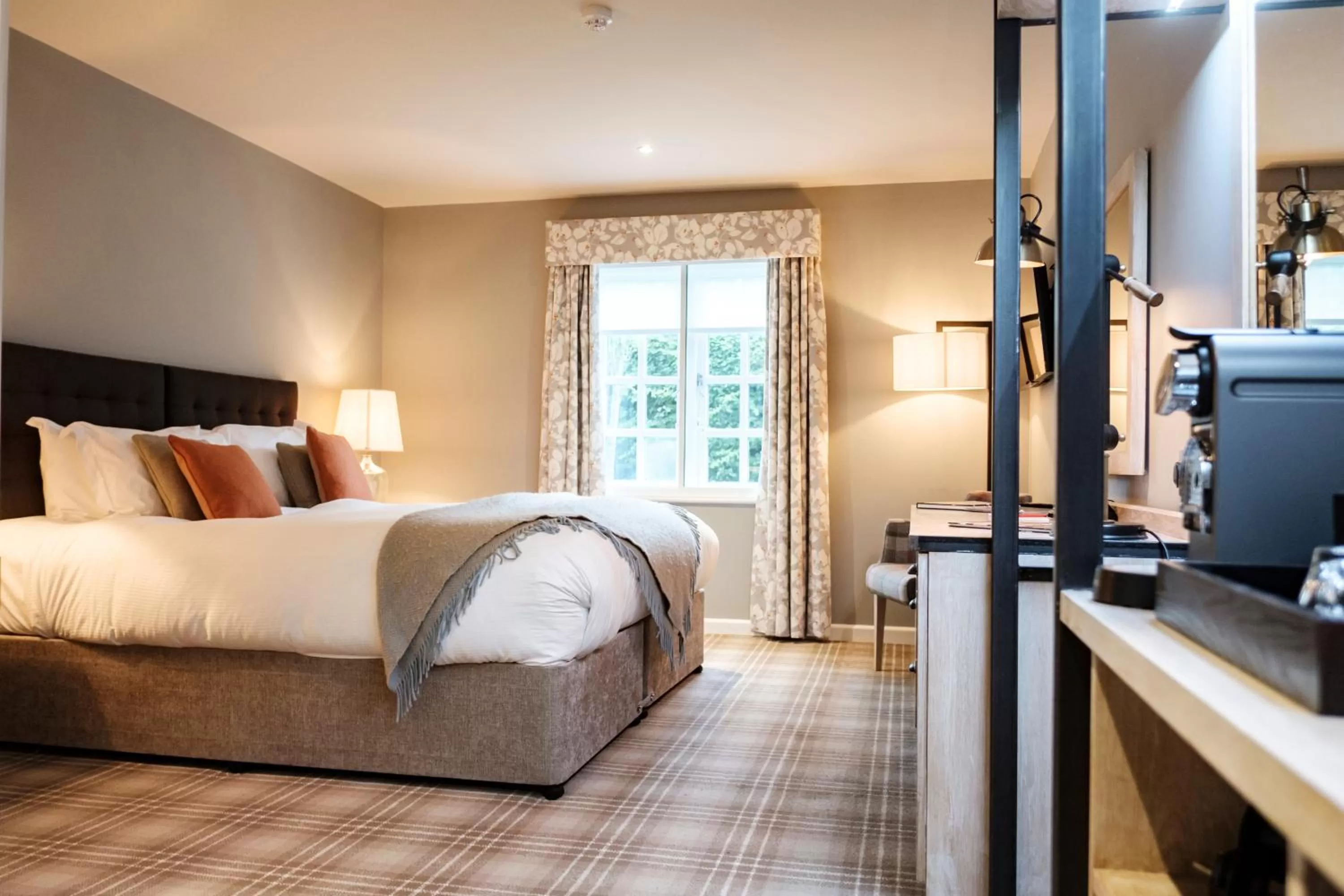 Photo of the whole room, Bed in The Princess Royal