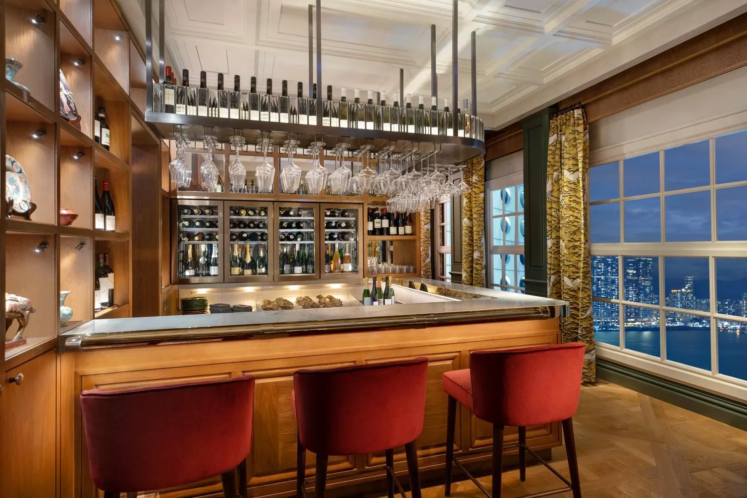 Restaurant/places to eat in Mandarin Oriental, Hong Kong