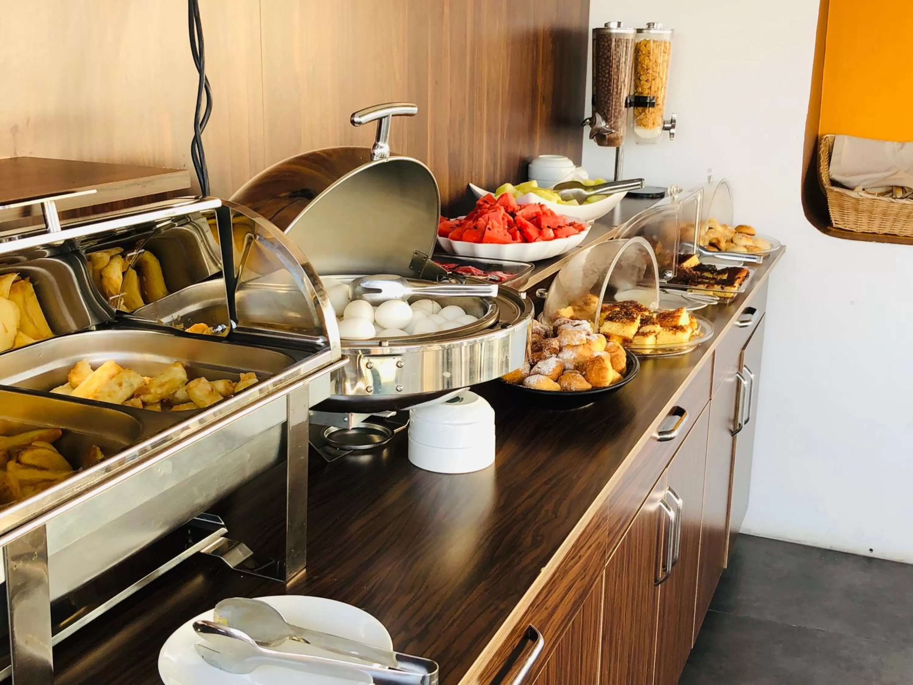 Food and drinks in Albatros Hagia Sophia Hotel