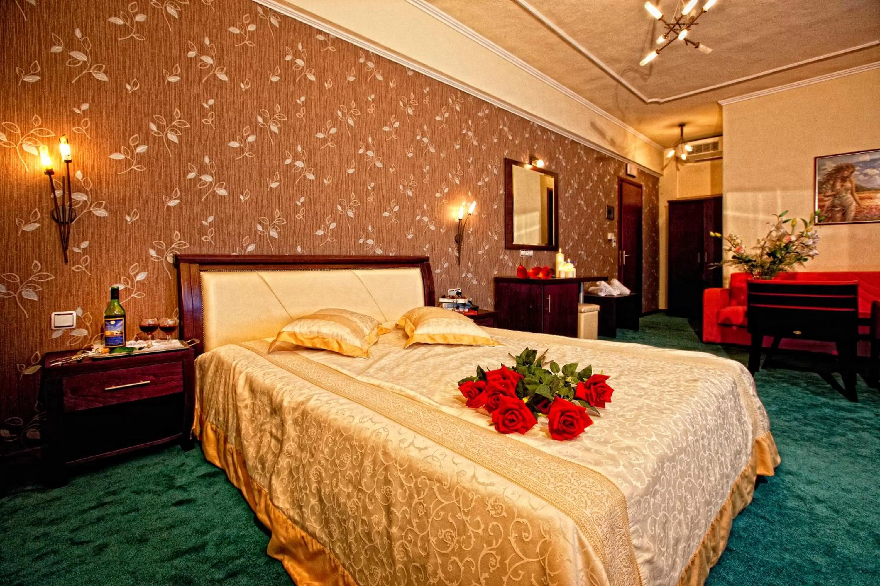 Photo of the whole room, Bed in Achillion Palace