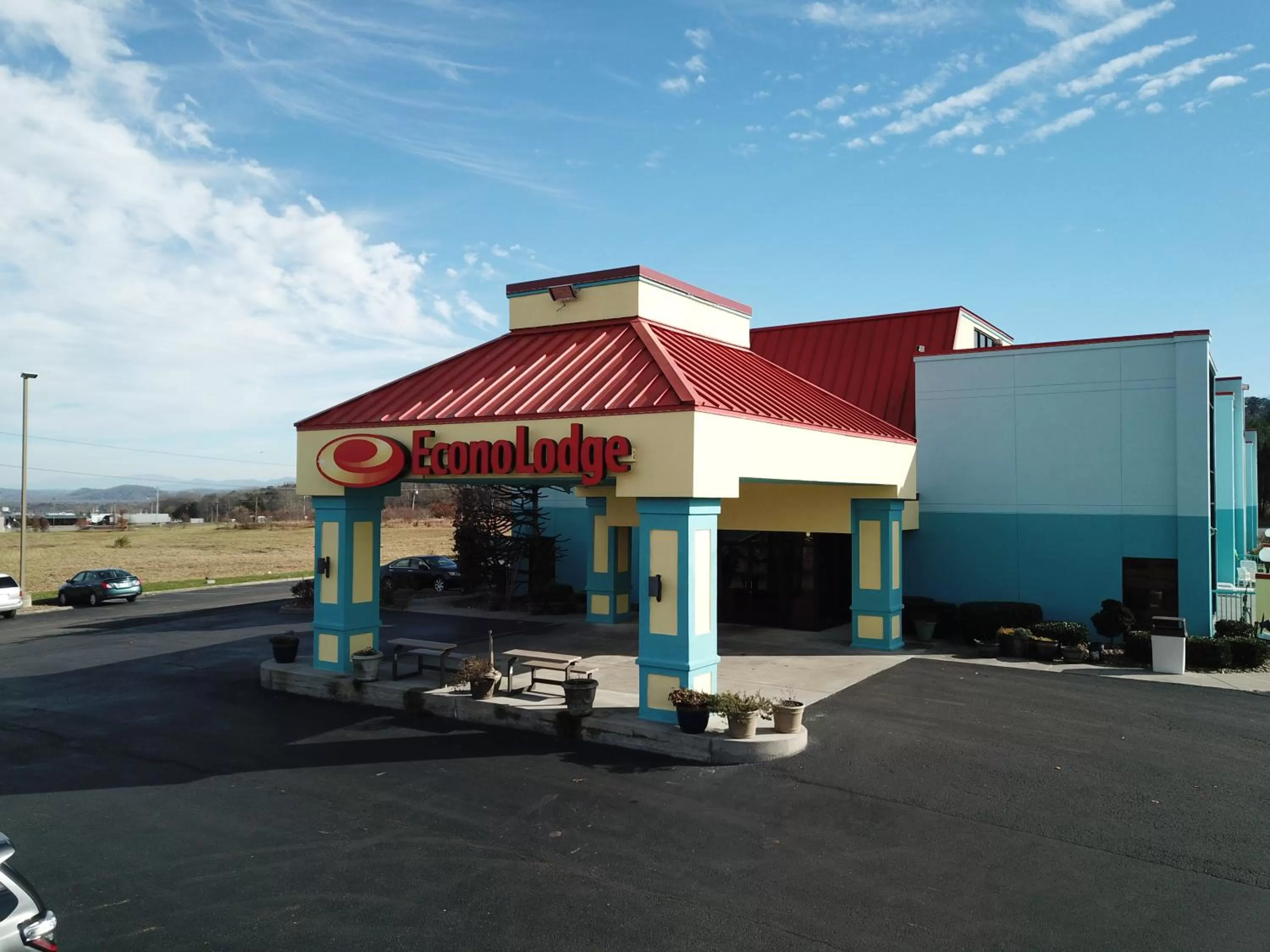 Property building in Econo Lodge Newport Smoky Mountains Gateway