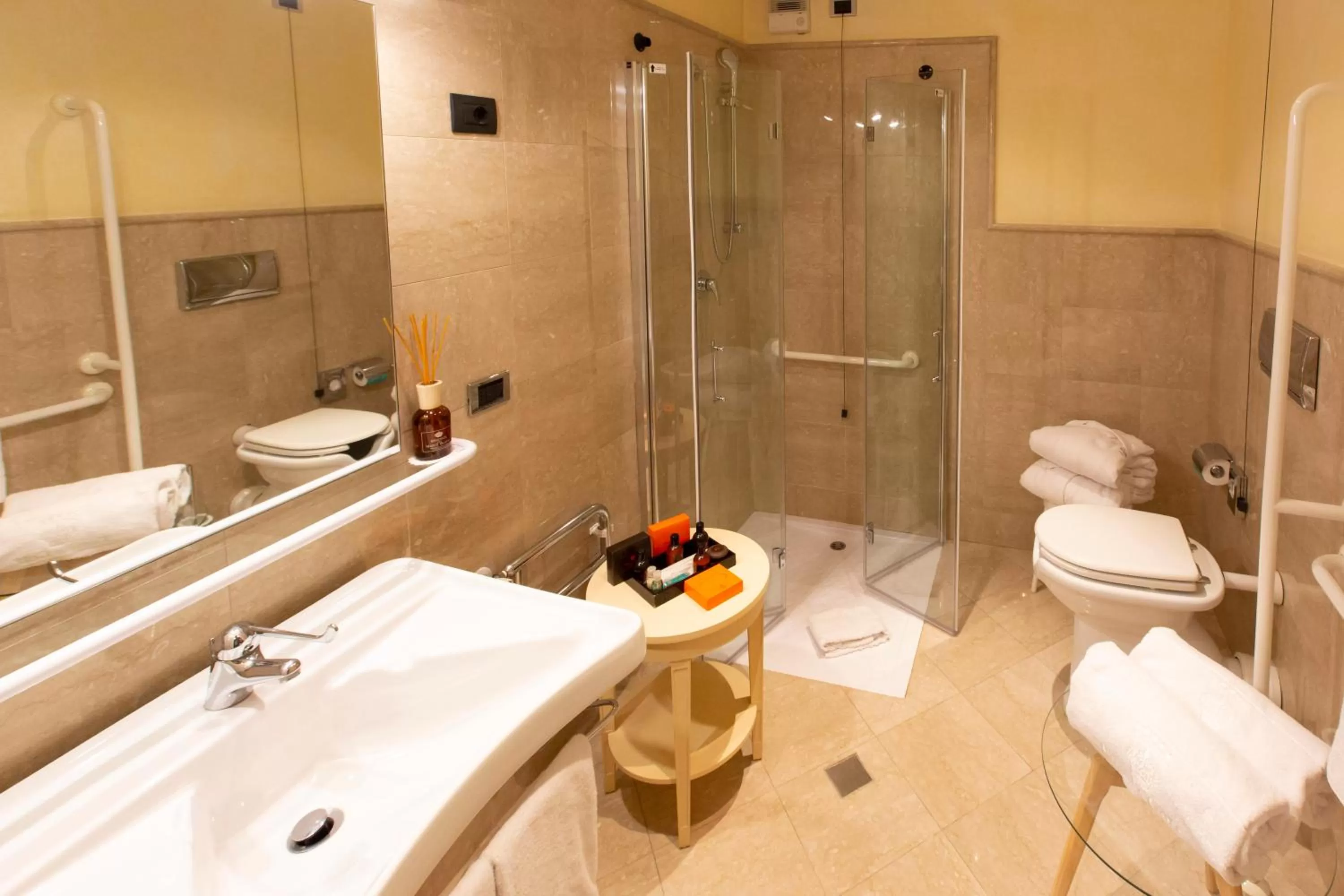 Bathroom in Grand Hotel Royal E Golf