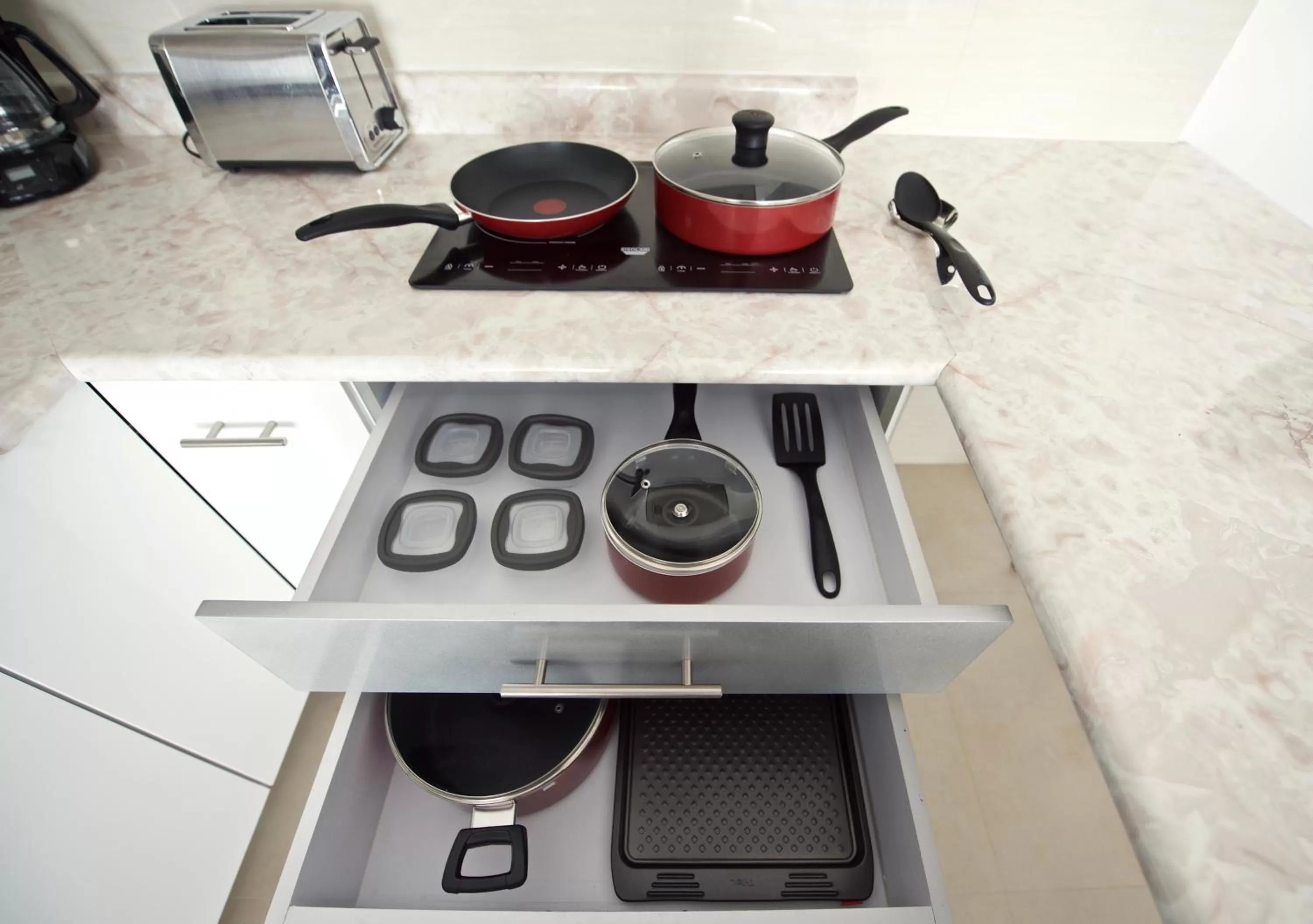 Kitchen or kitchenette in Grand Gardenia