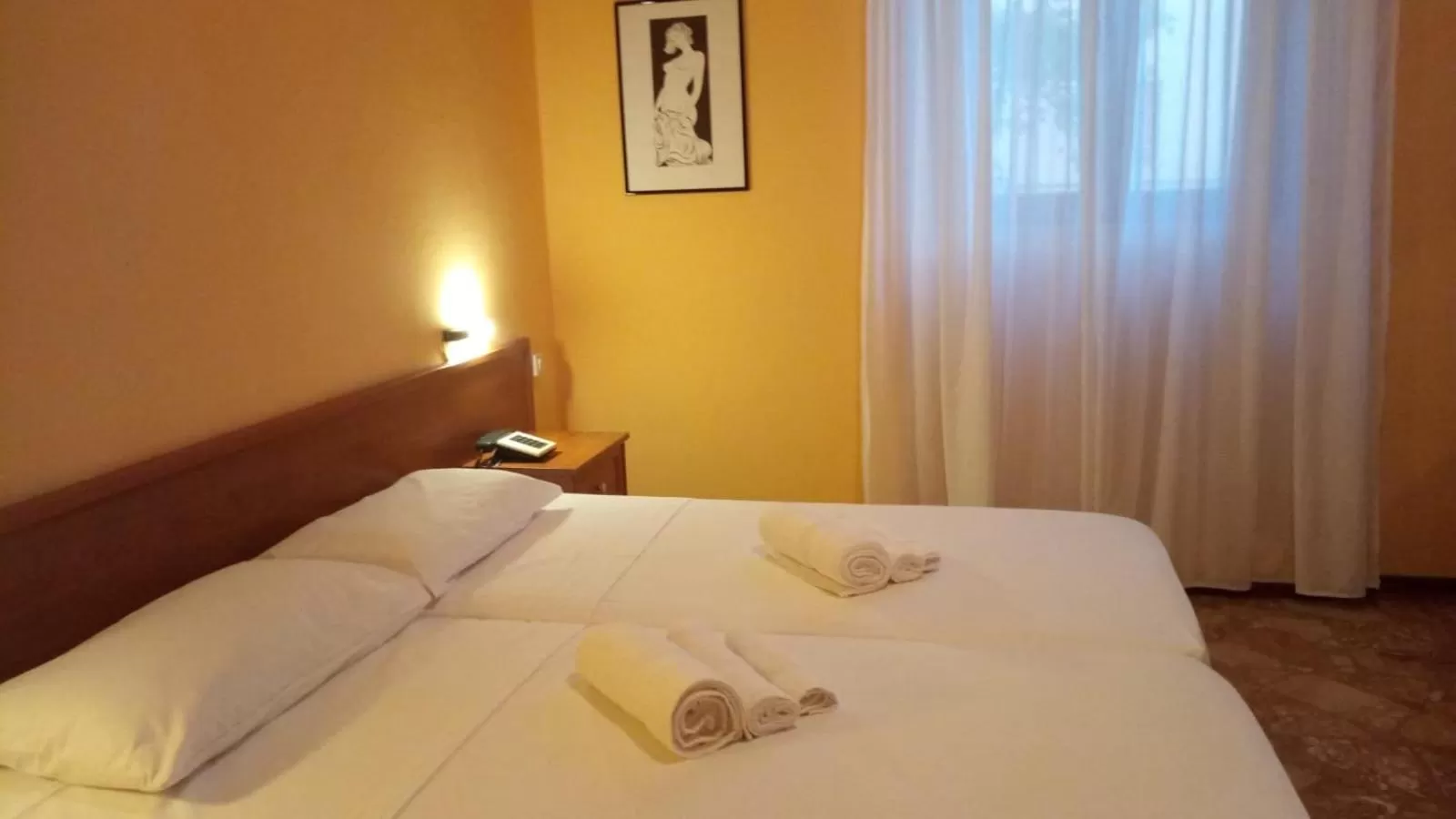 Bed in Hotel Primarosa