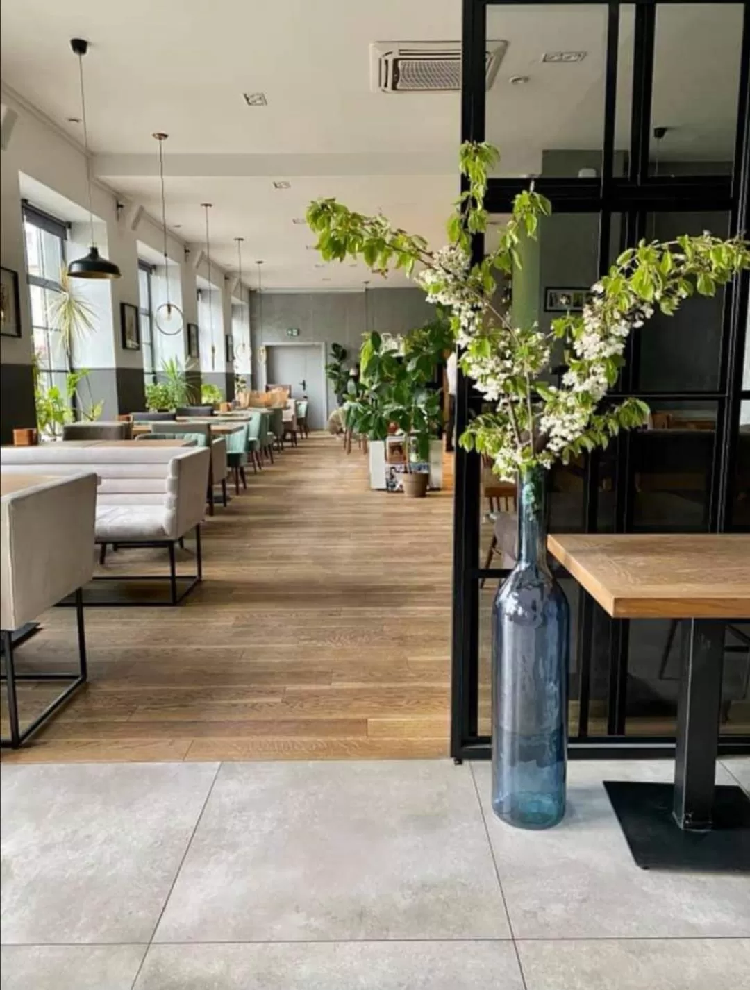 Restaurant/places to eat in Apartamenty Las