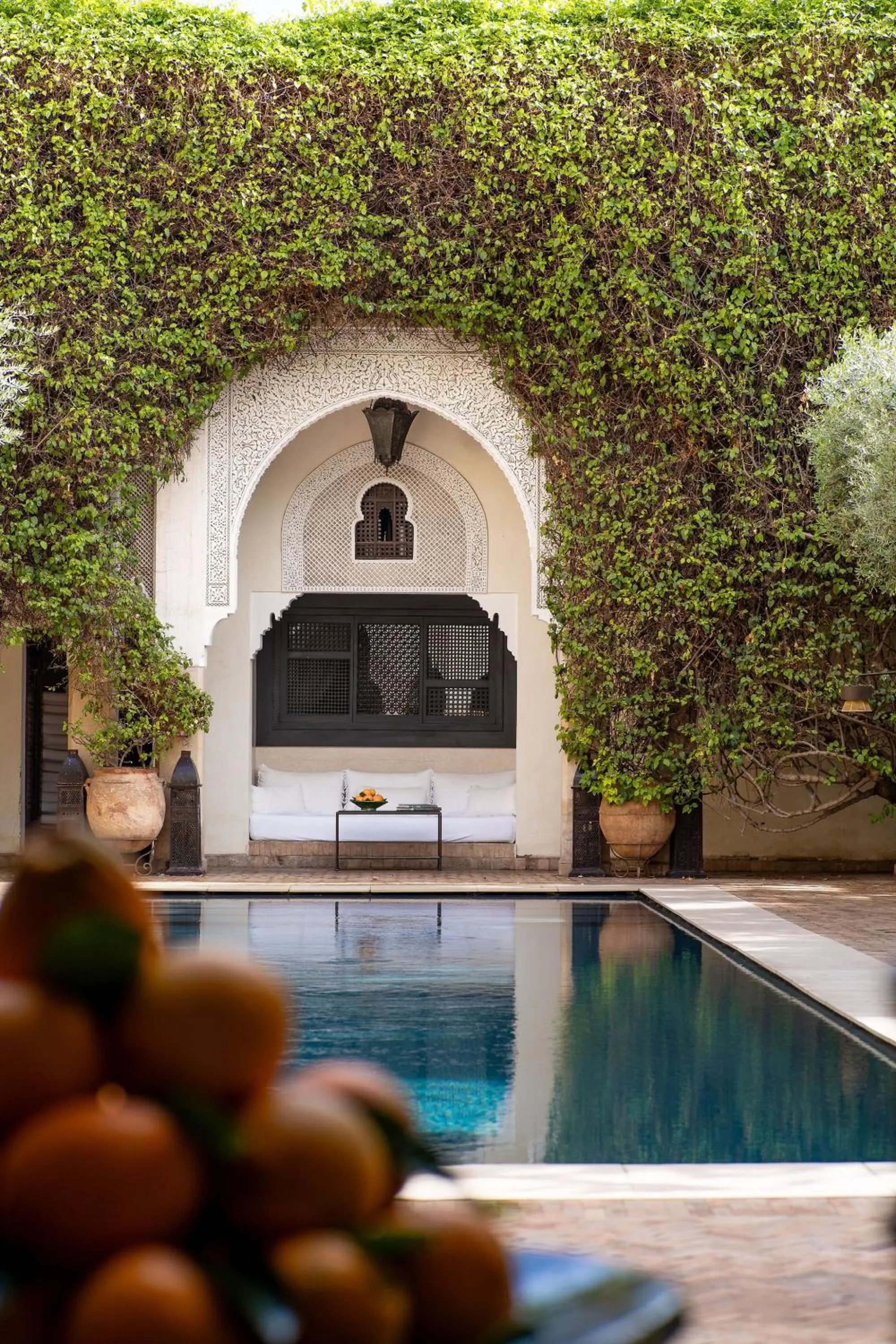 Pool view in La Villa des Orangers - Relais & Châteaux