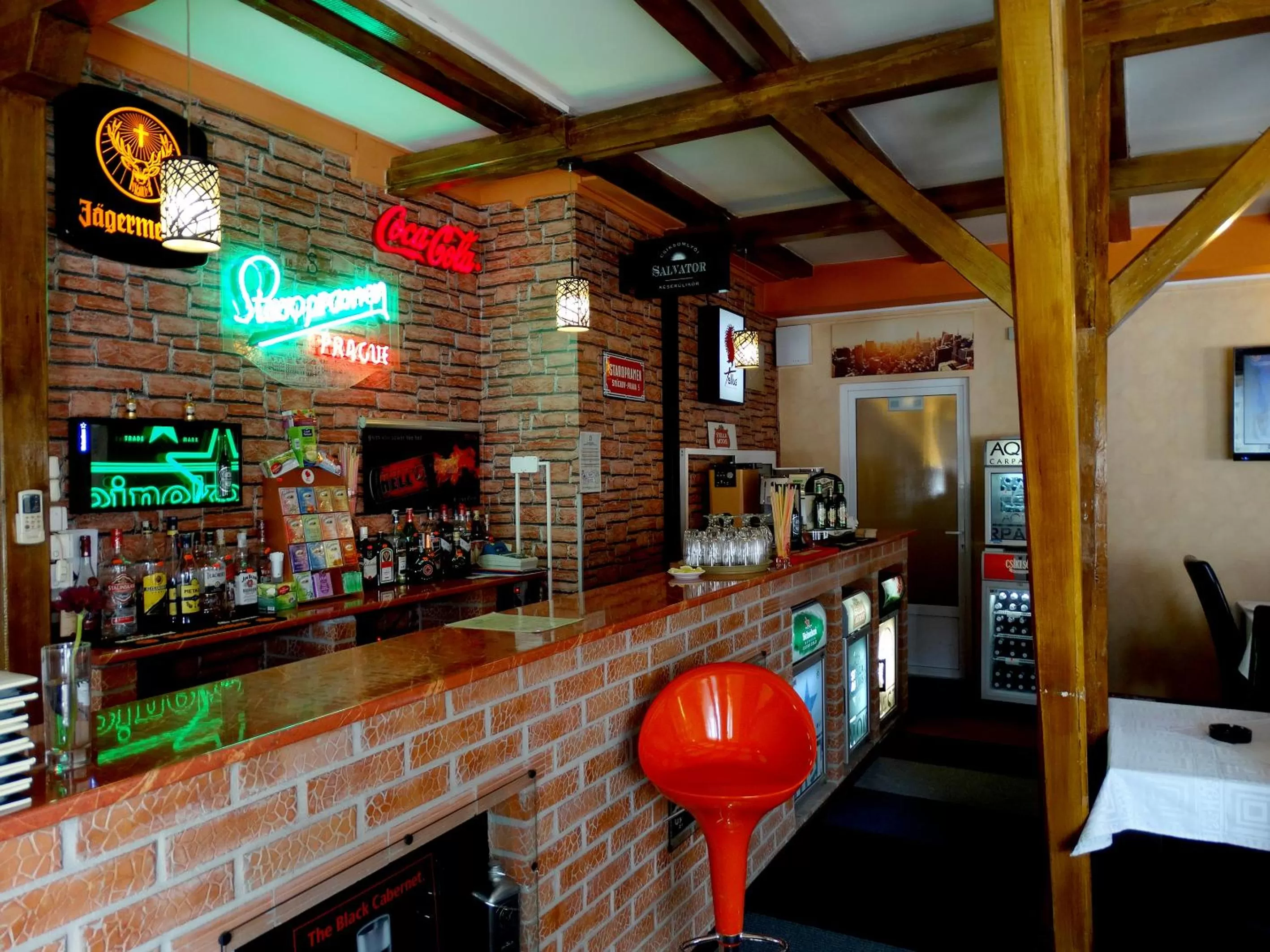 View (from property/room), Lounge/Bar in Prince Hotel