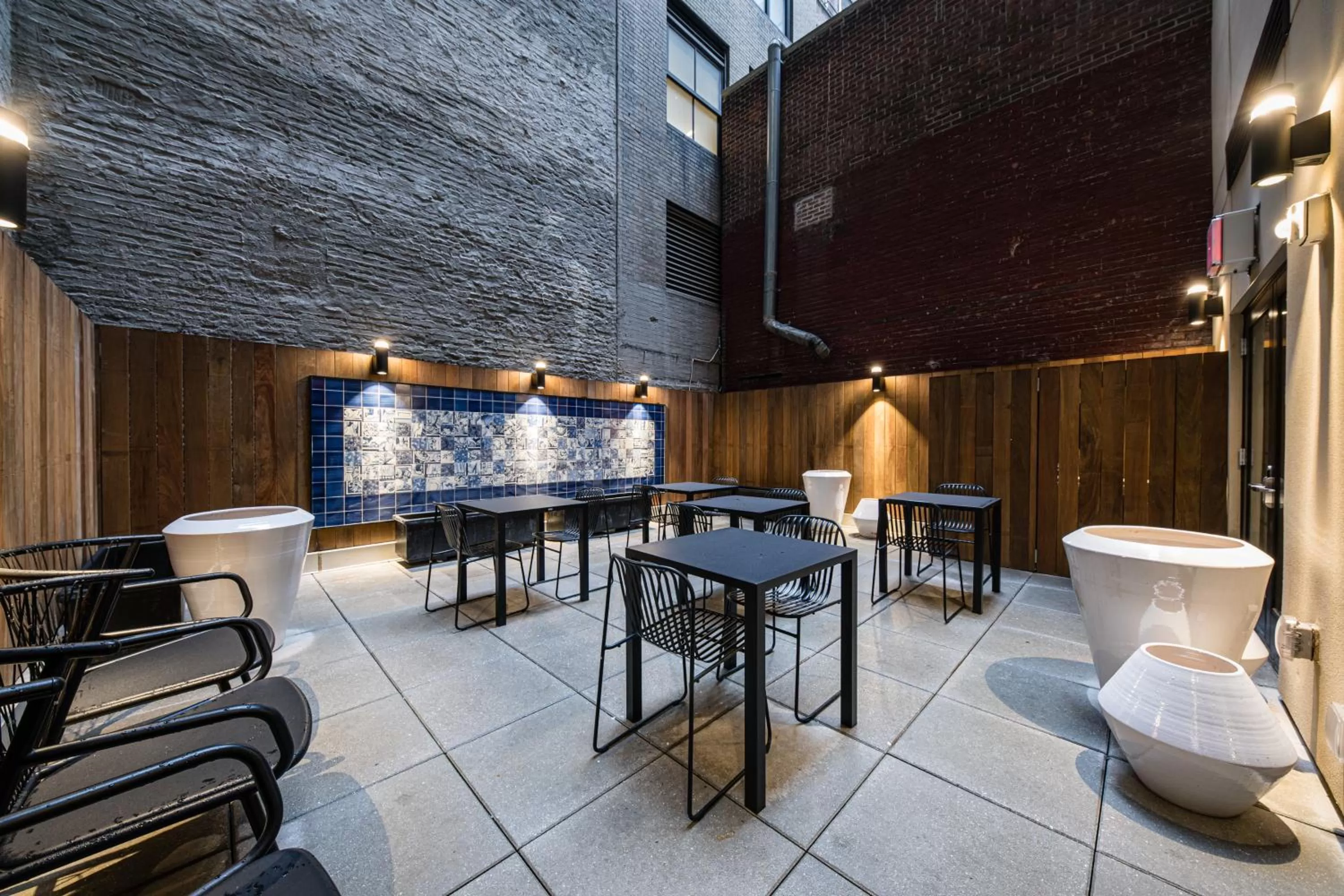 Patio in Pestana Park Avenue