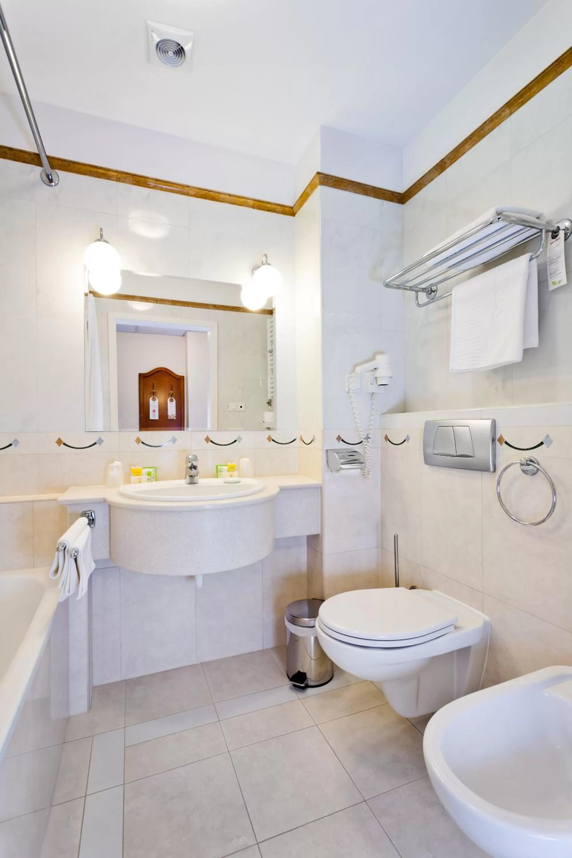 Bathroom in Qubus Hotel Wrocław