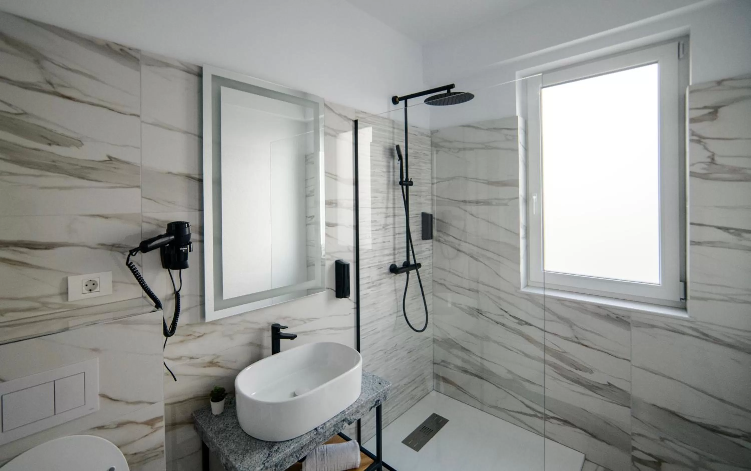 Toilet in GBU Home Timisoara