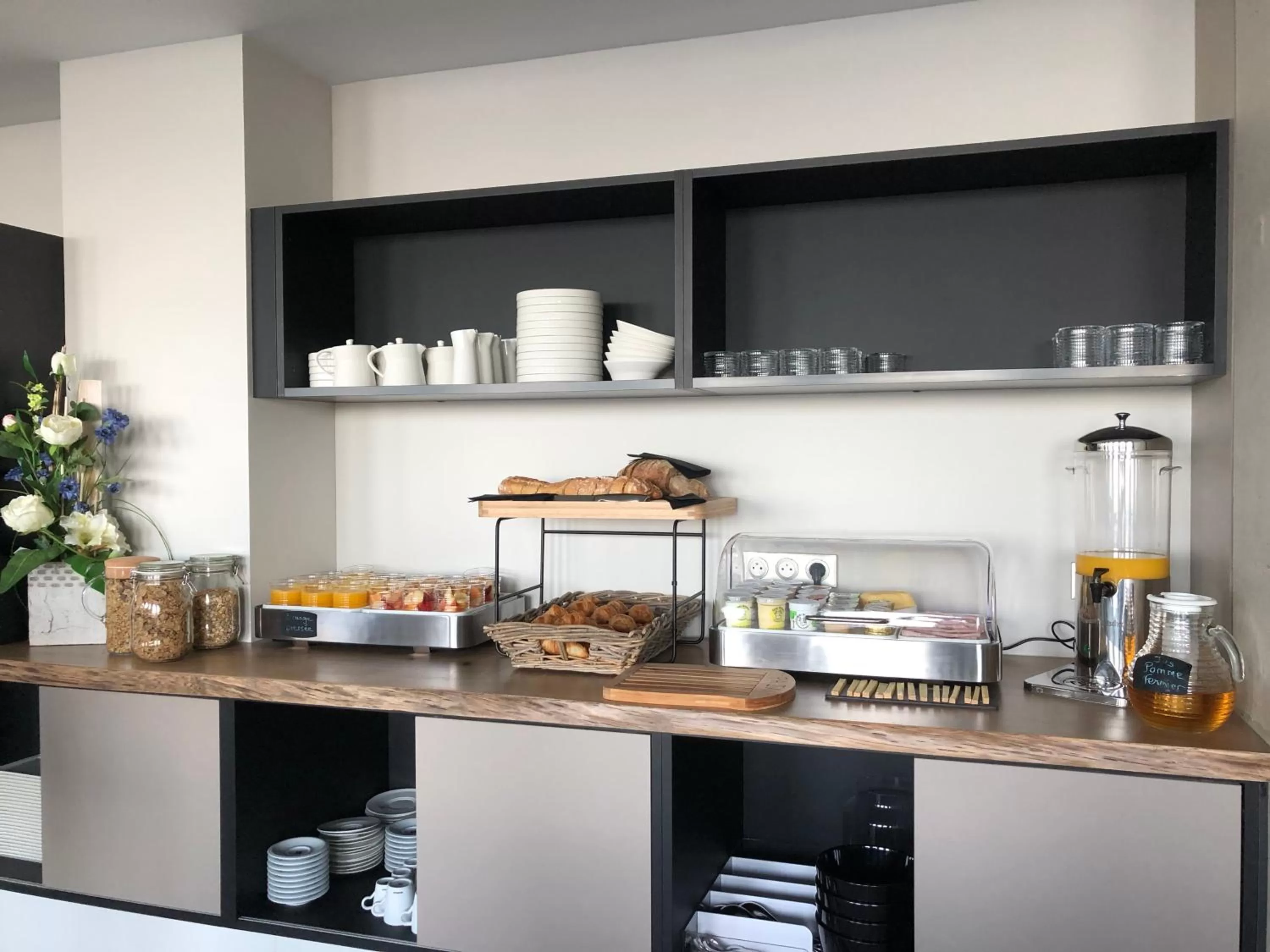 Coffee/tea facilities in Pavillon de la plage
