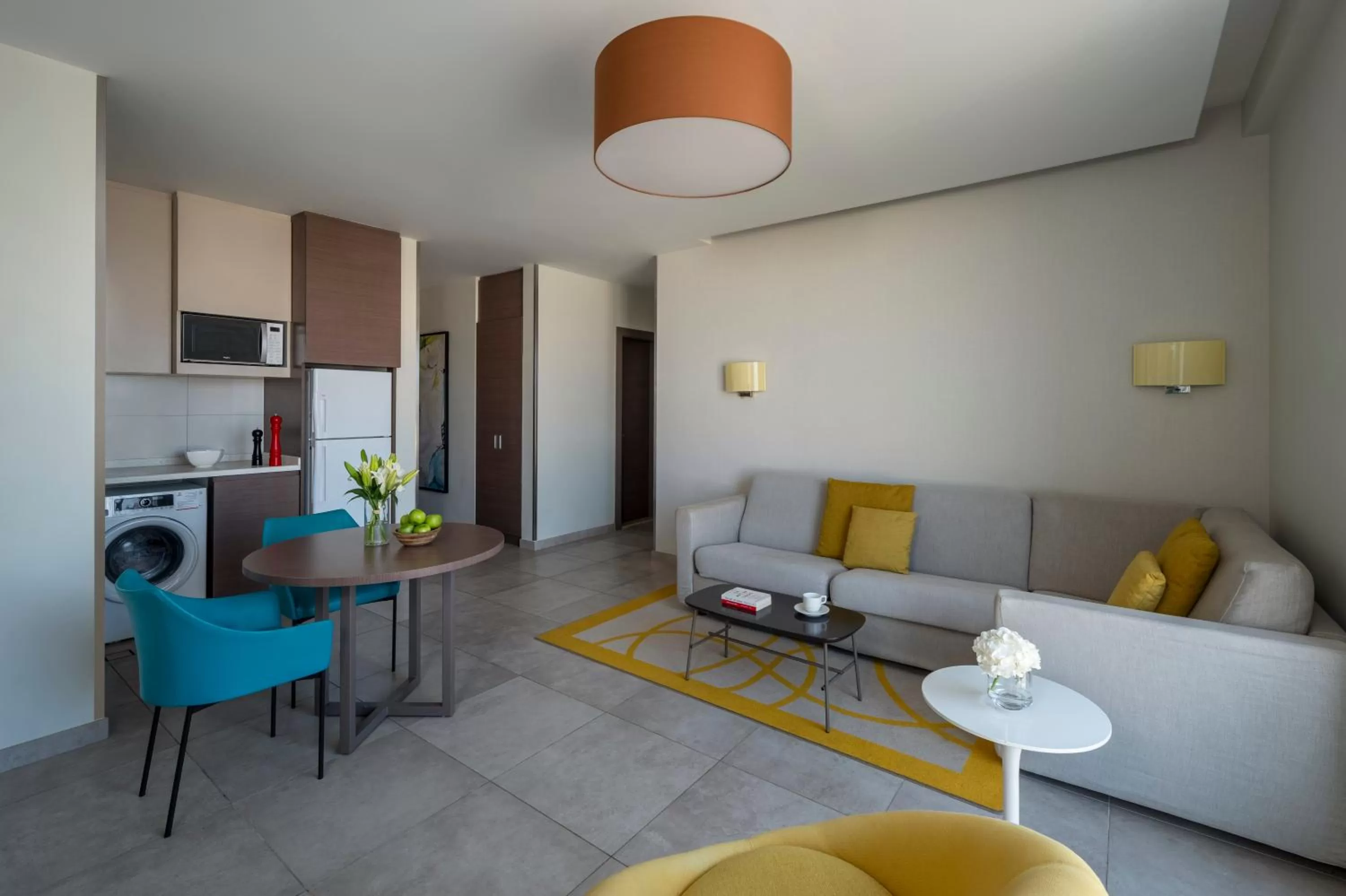 Living room in Adagio Aparthotel Jeddah Malik Road