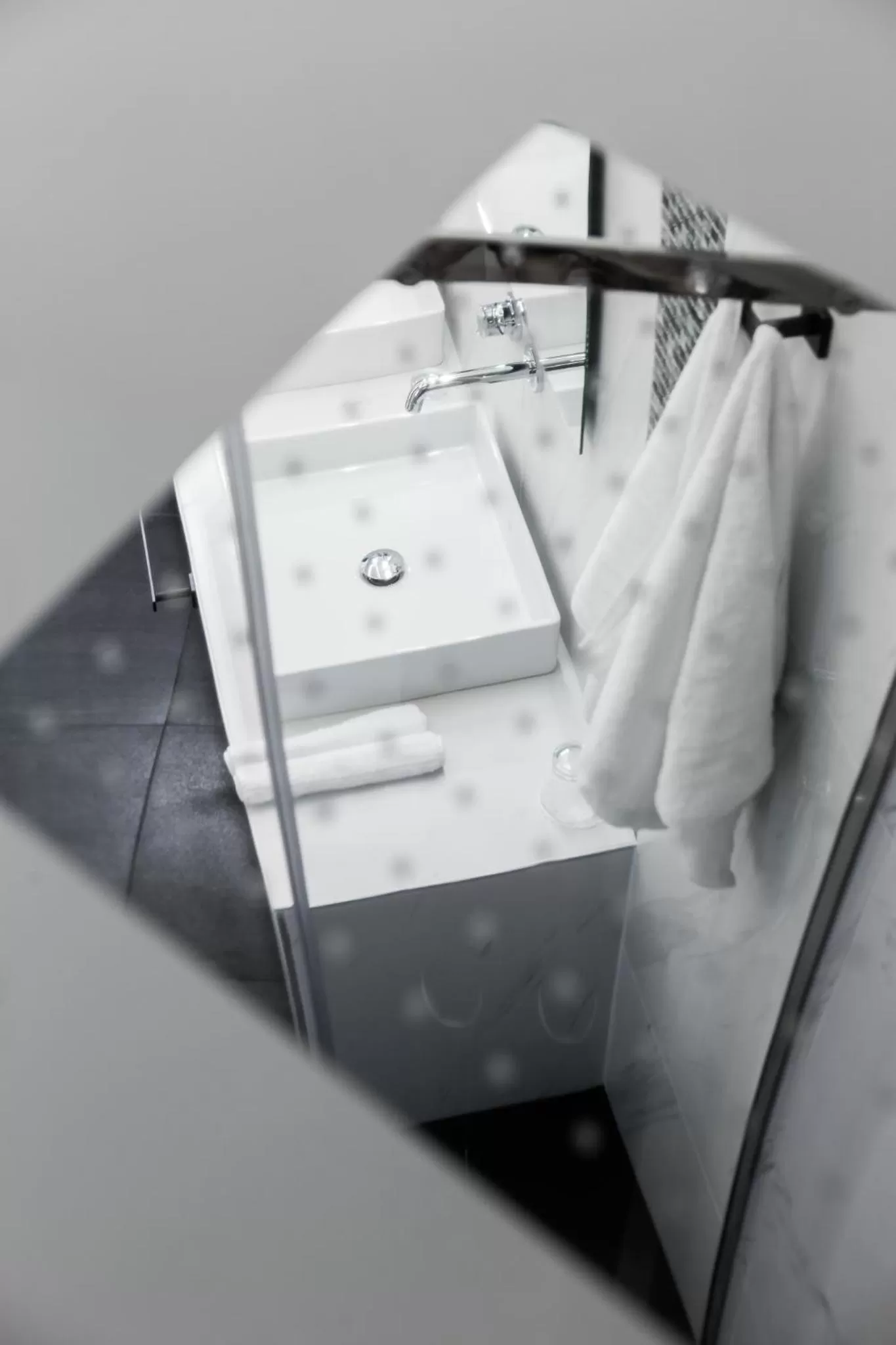 Bed in 360Degrees Pop Art Hotel