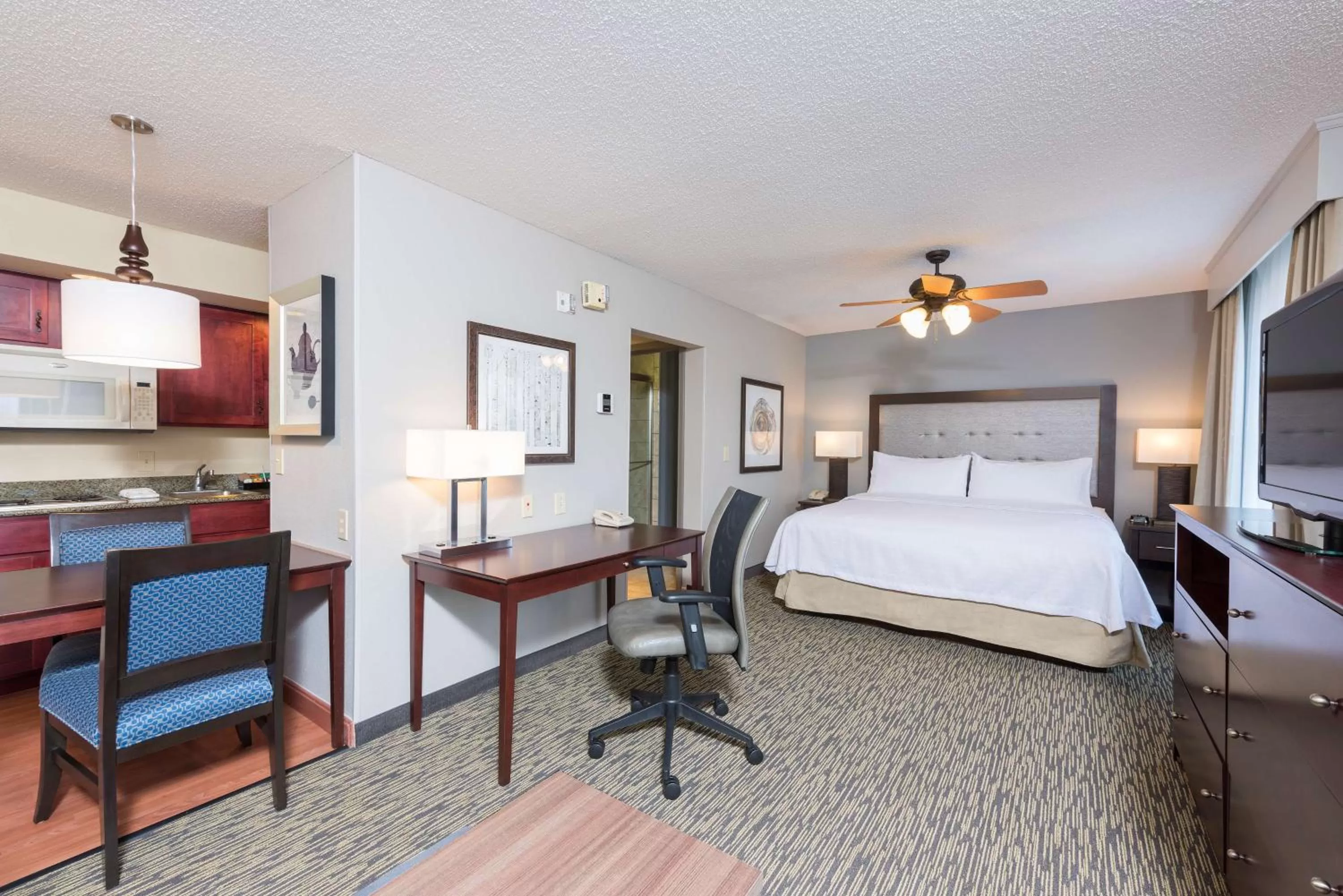 Bedroom, Bed in Homewood Suites by Hilton Bloomington