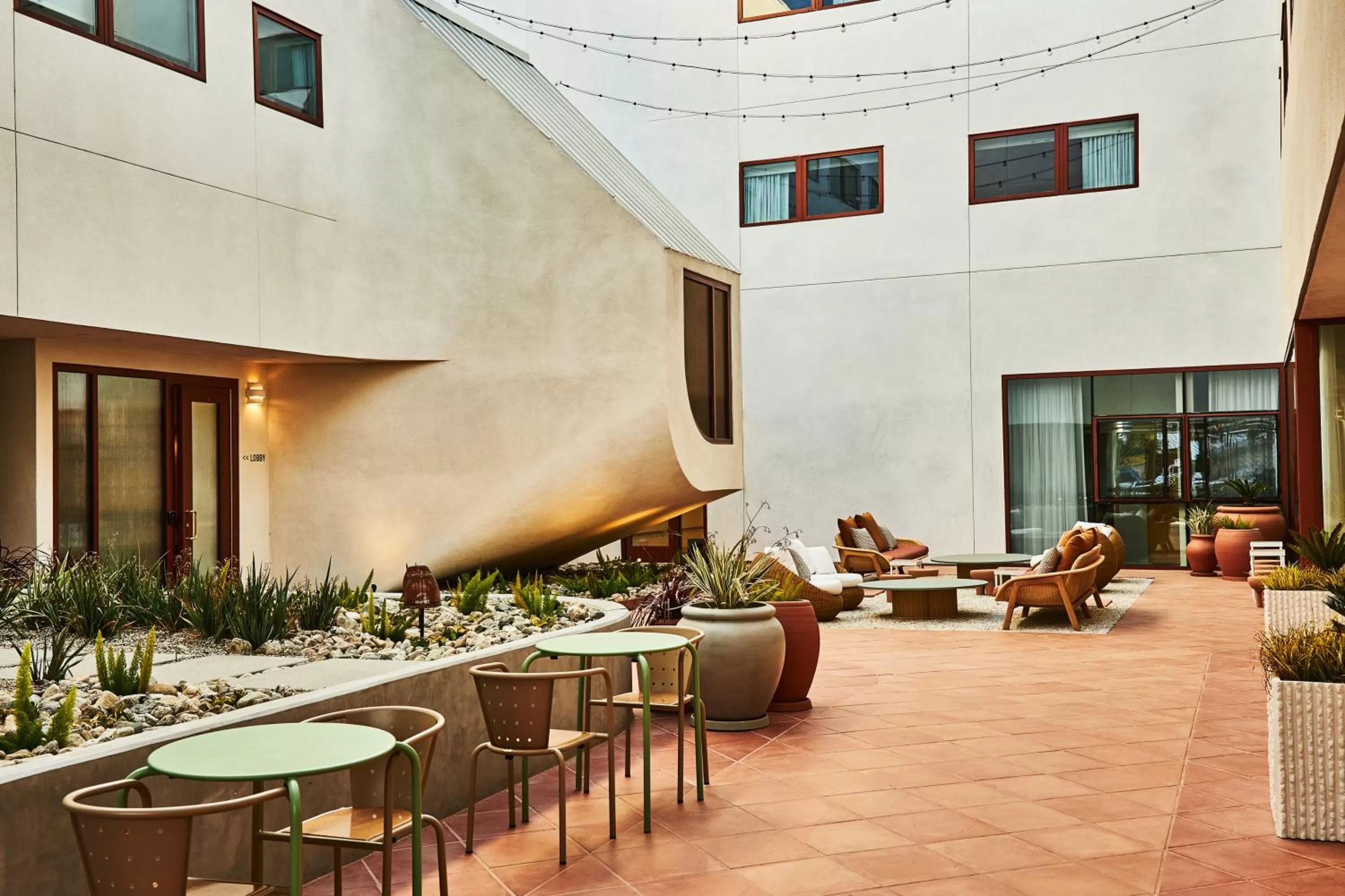 Property building in Alsace LA