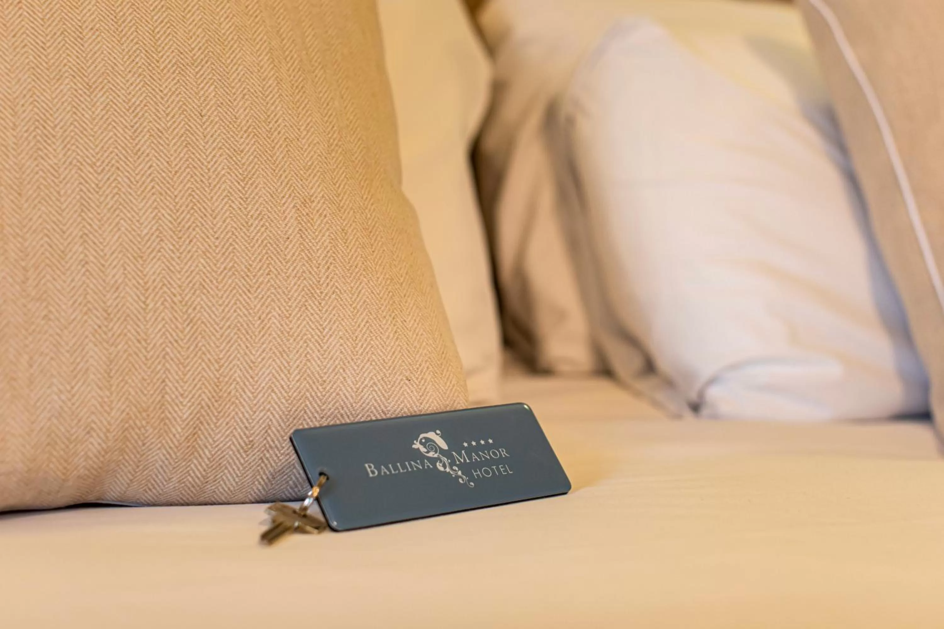 Bedroom, Bed in Ballina Manor Hotel