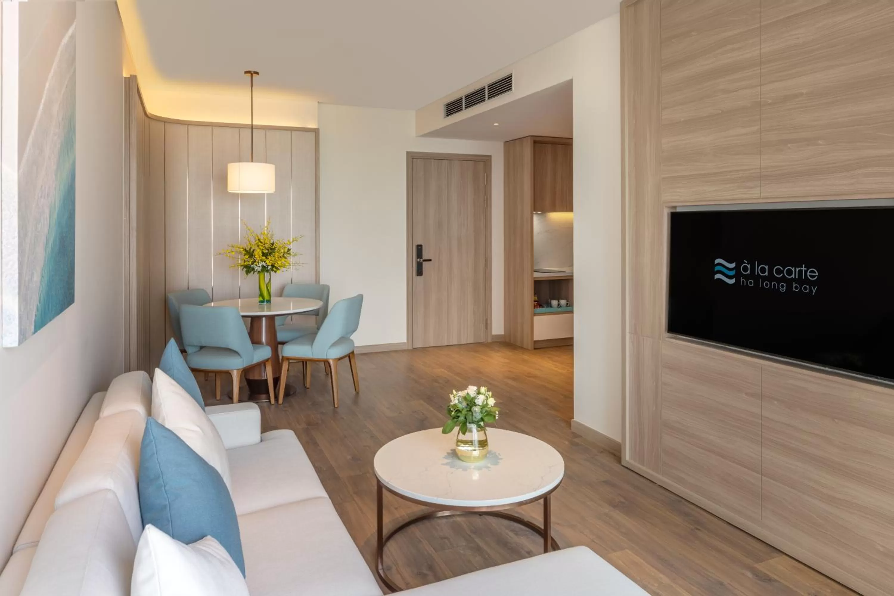 Living room in A La Carte Ha Long Bay Residence