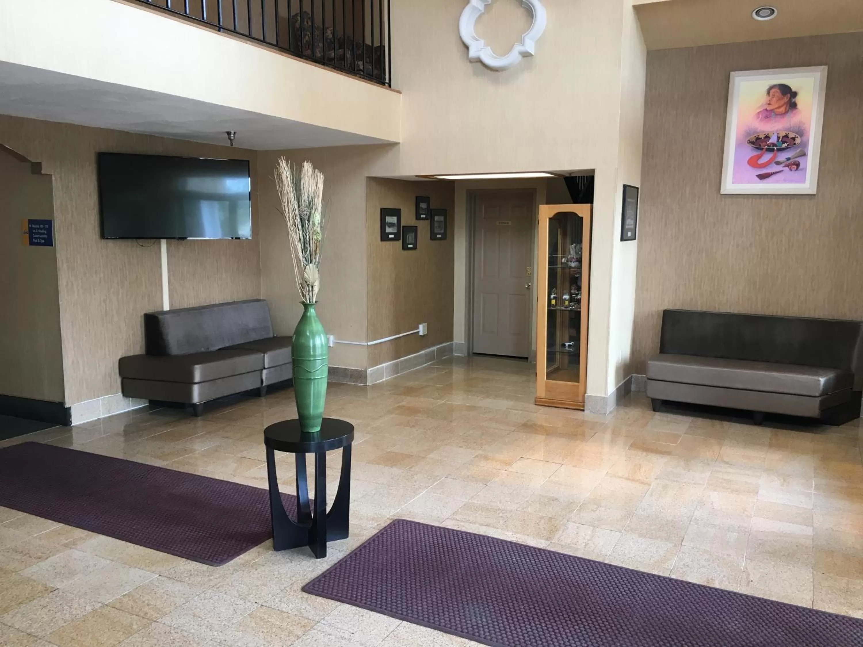 Lobby or reception in Days Inn & Suites by Wyndham Red Rock-Gallup