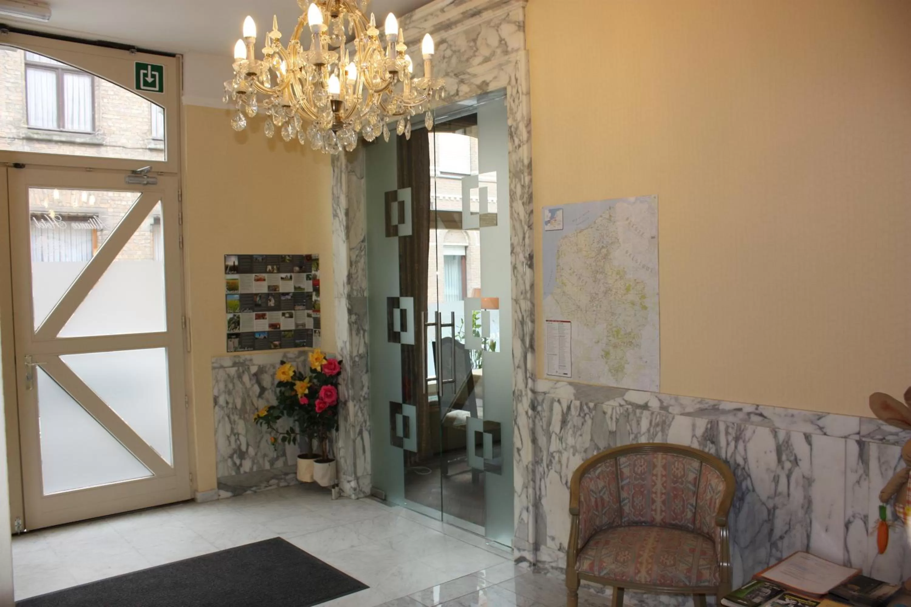 Lobby or reception in Alliance Hotel Ieper Centrum