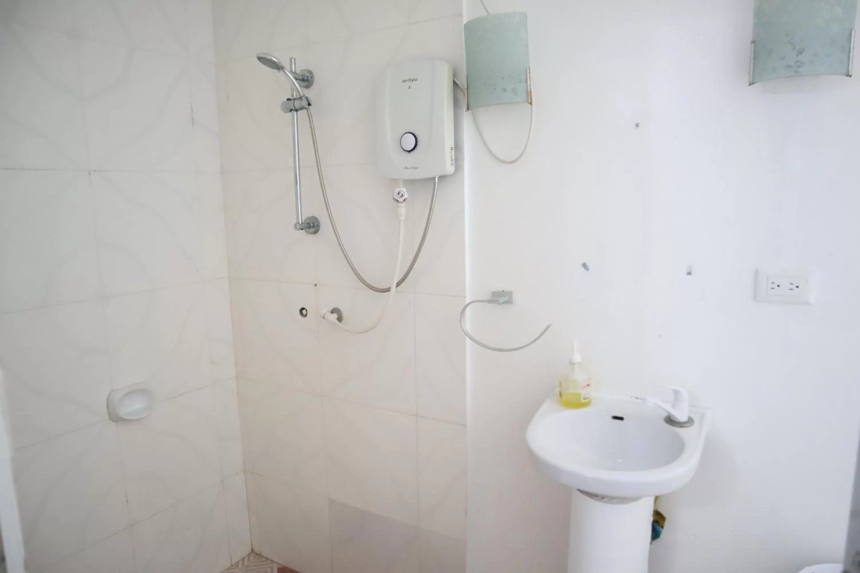 Ice Bear Bar & Tourist Inn