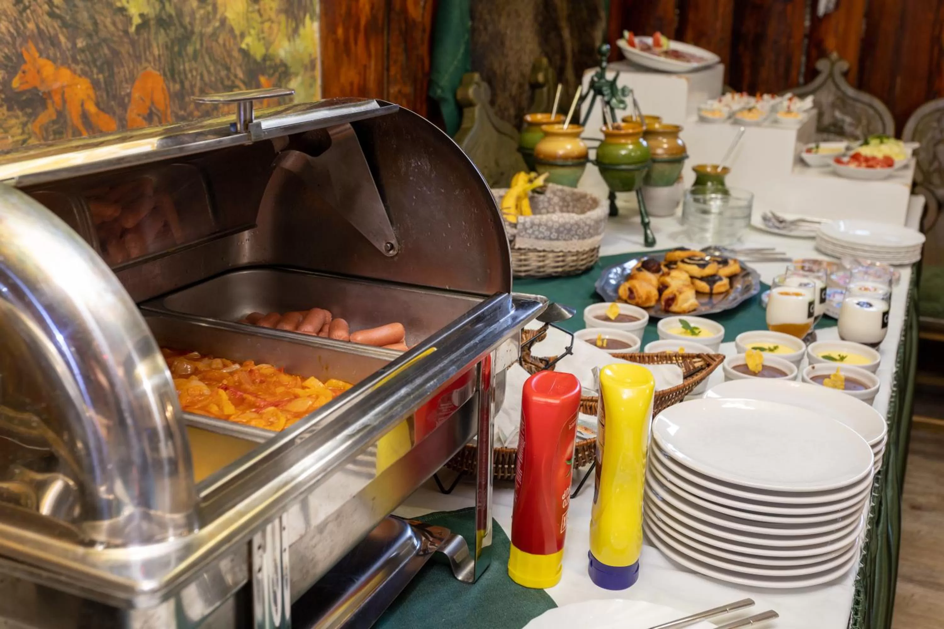 Buffet breakfast in Illés Hotel