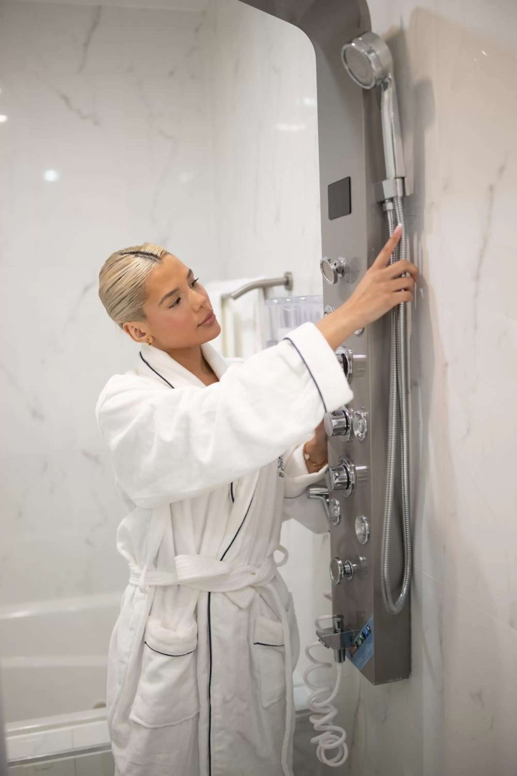 Shower in Omeo Suites