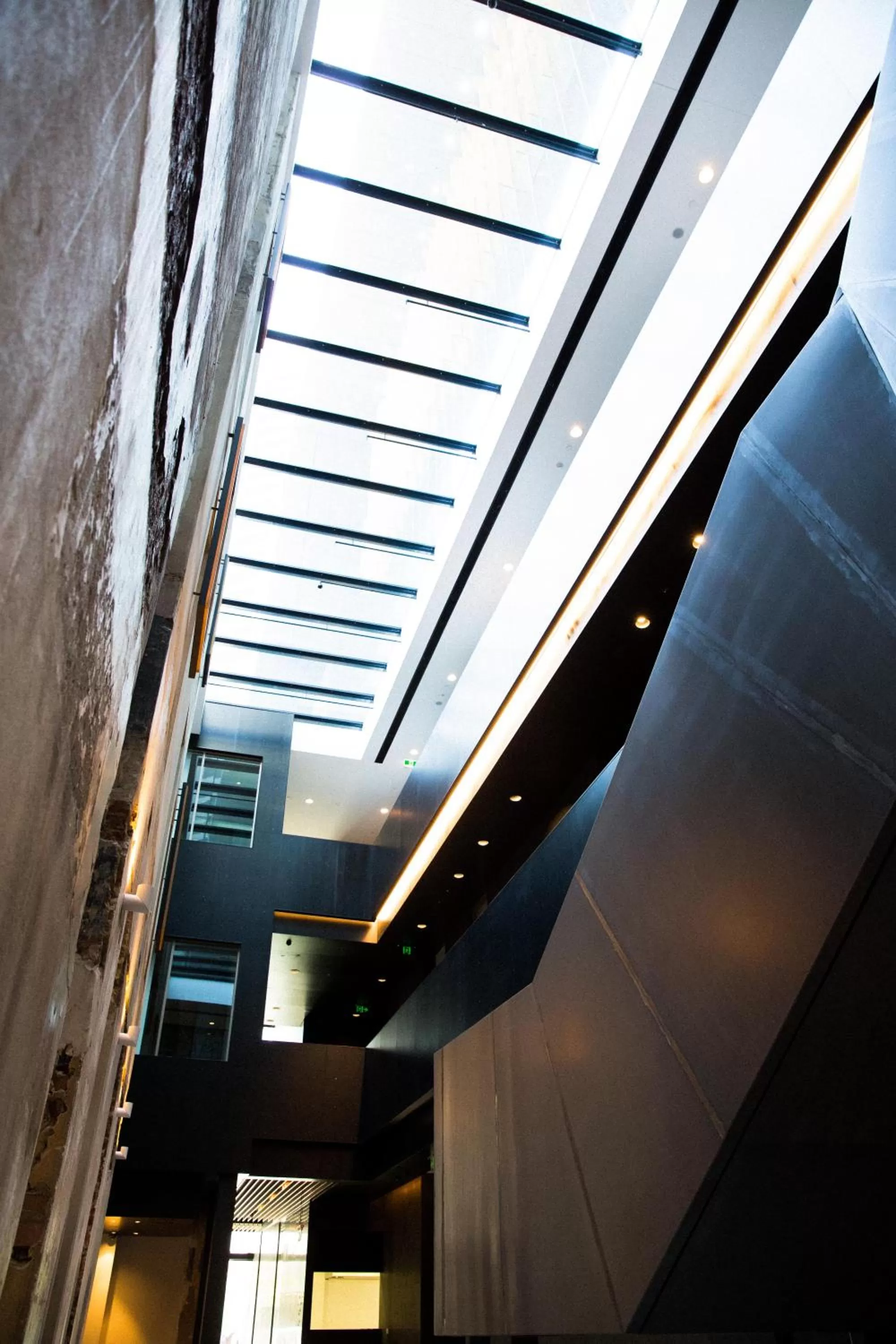 Area and facilities in The Melbourne Hotel