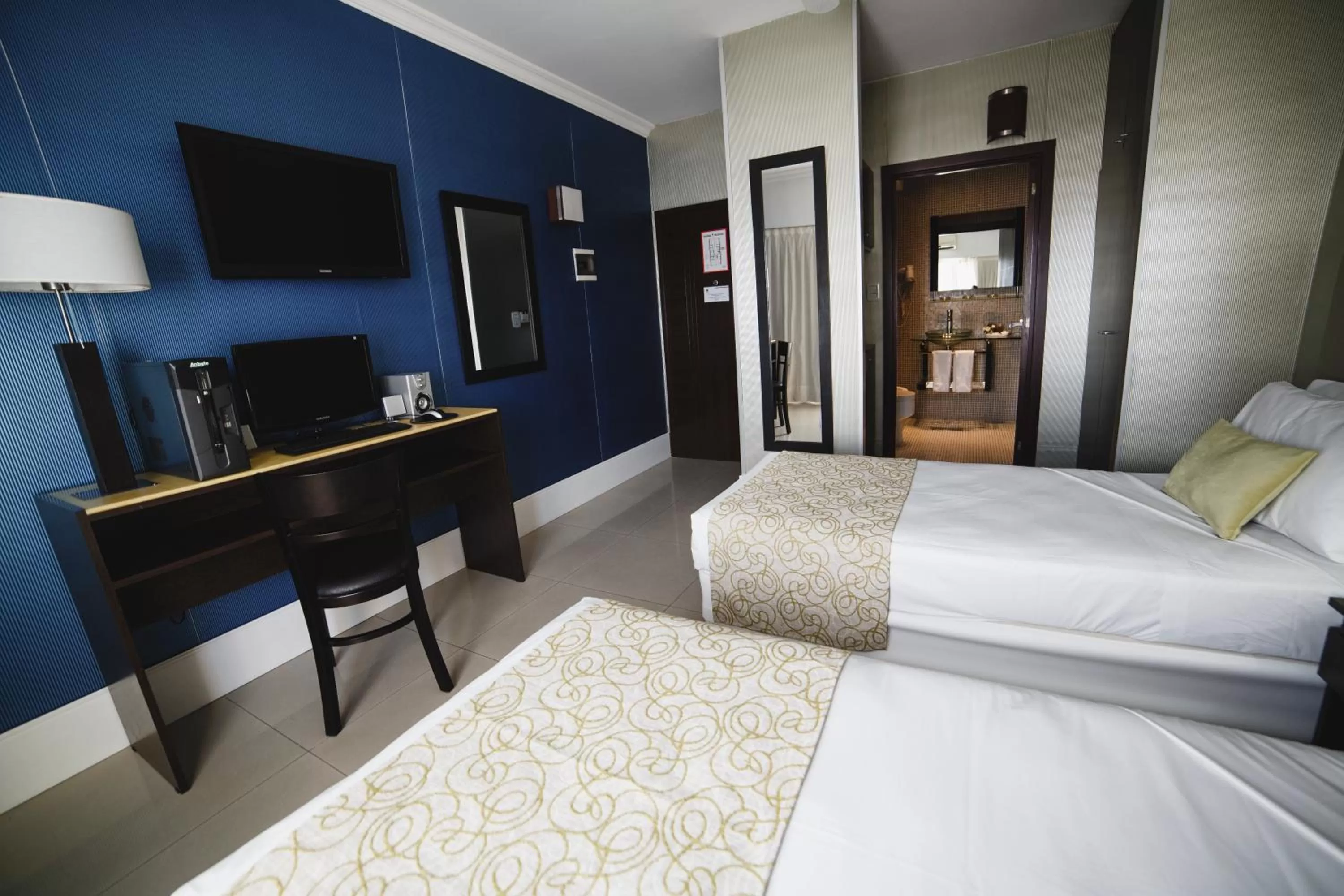 Bedroom, Bed in Ker Urquiza Hotel