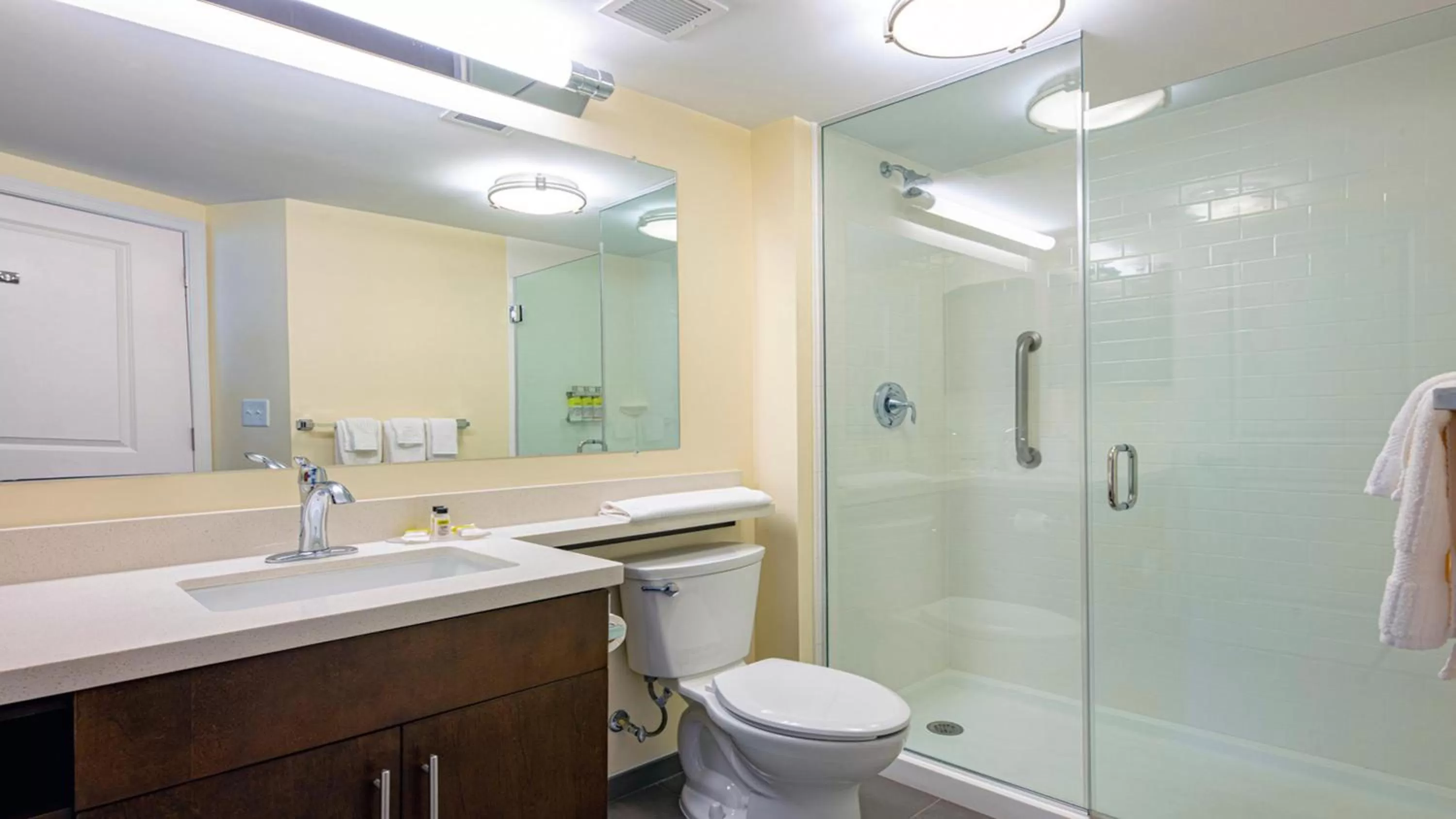 One-Bedroom King Suite - Non-Smoking in Candlewood Suites - Dumfries - Quantico, an IHG Hotel
