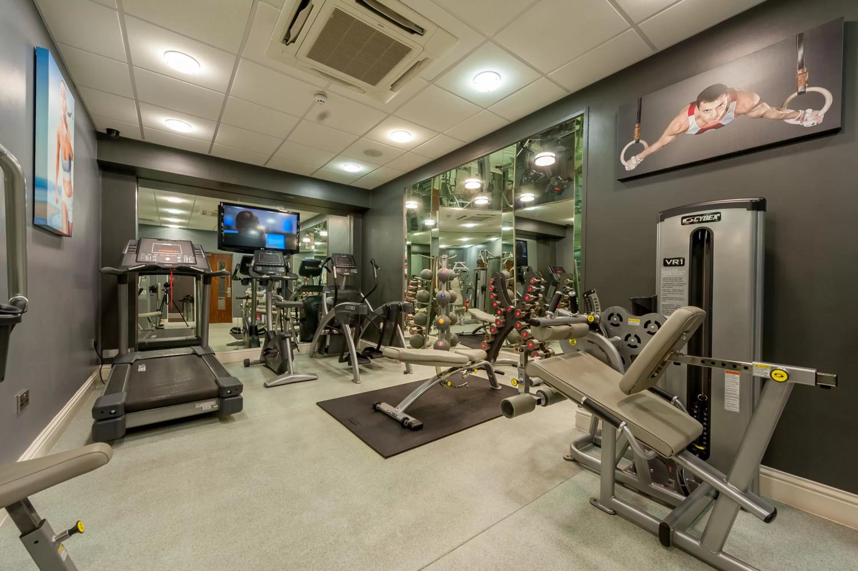 Fitness centre/facilities in Mercure Nottingham City Centre Hotel