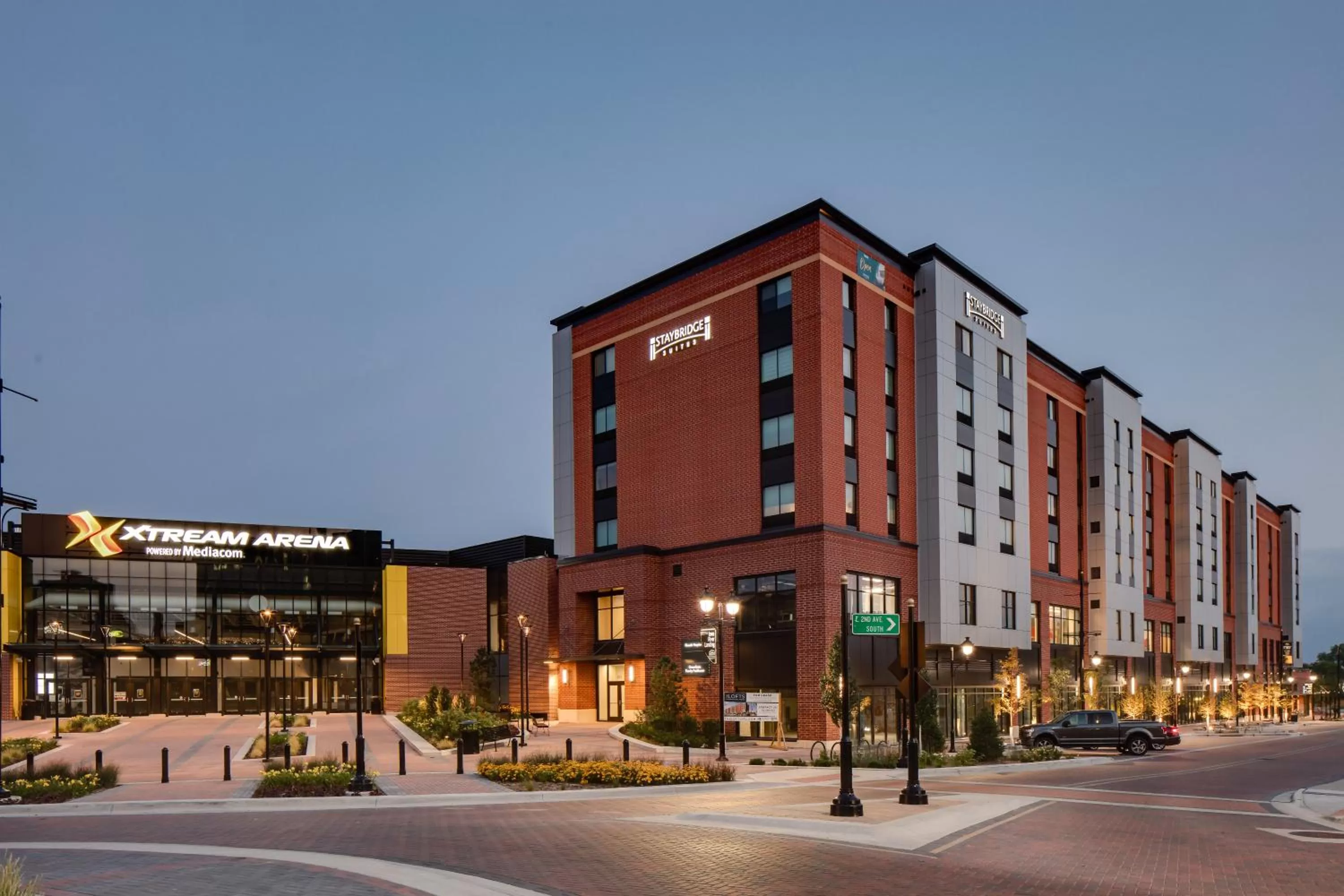Property building in Staybridge Suites - Iowa City - Coralville by IHG