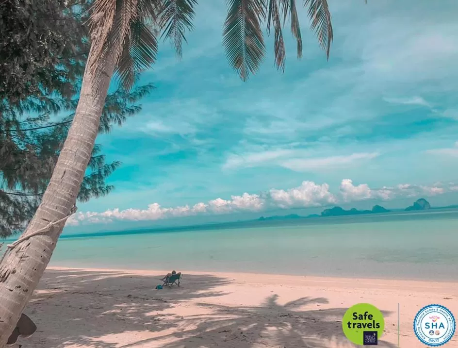 Koh Ngai Kaimuk Thong Resort