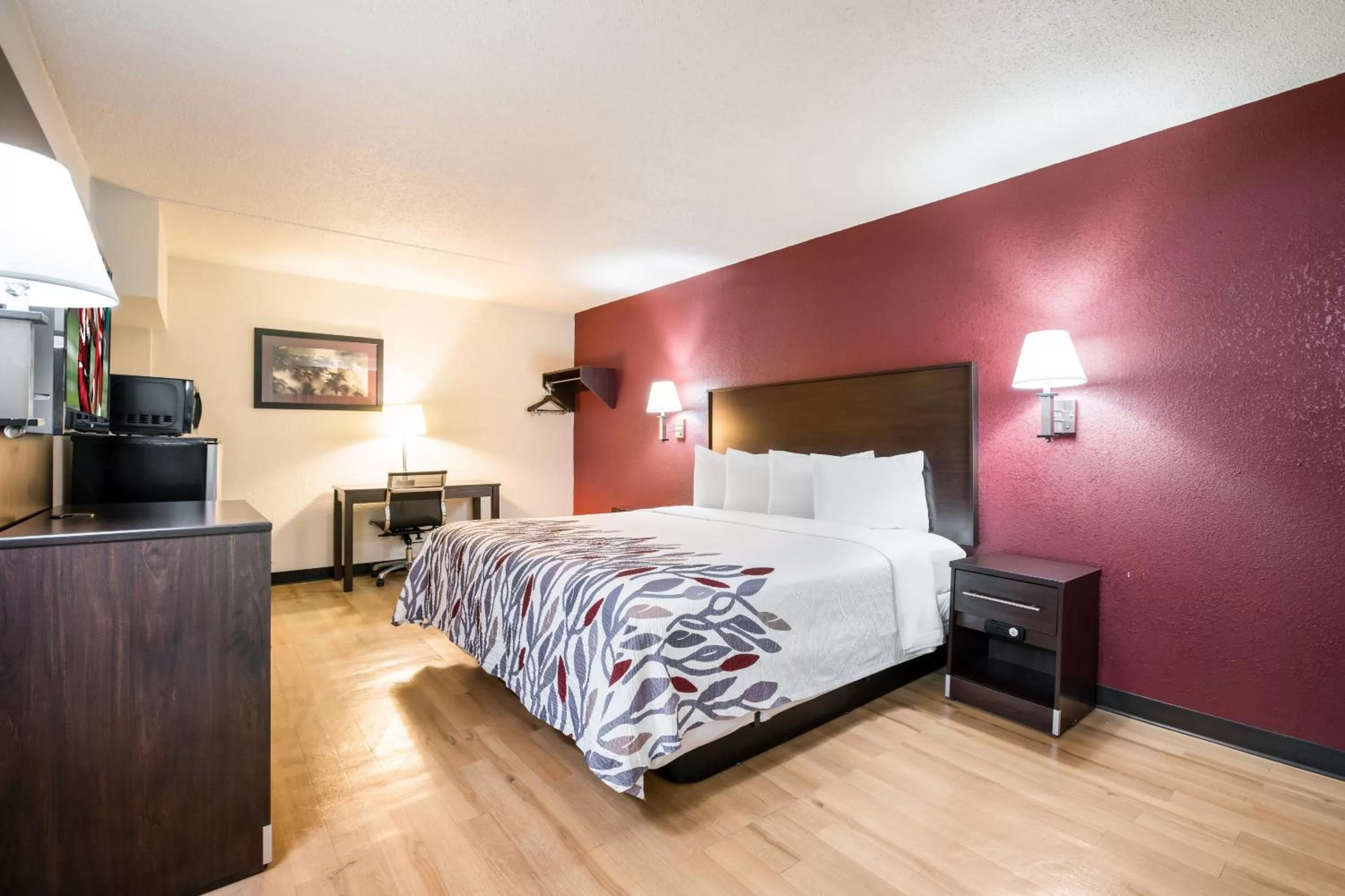 Red Roof Inn North Dallas - Park Central