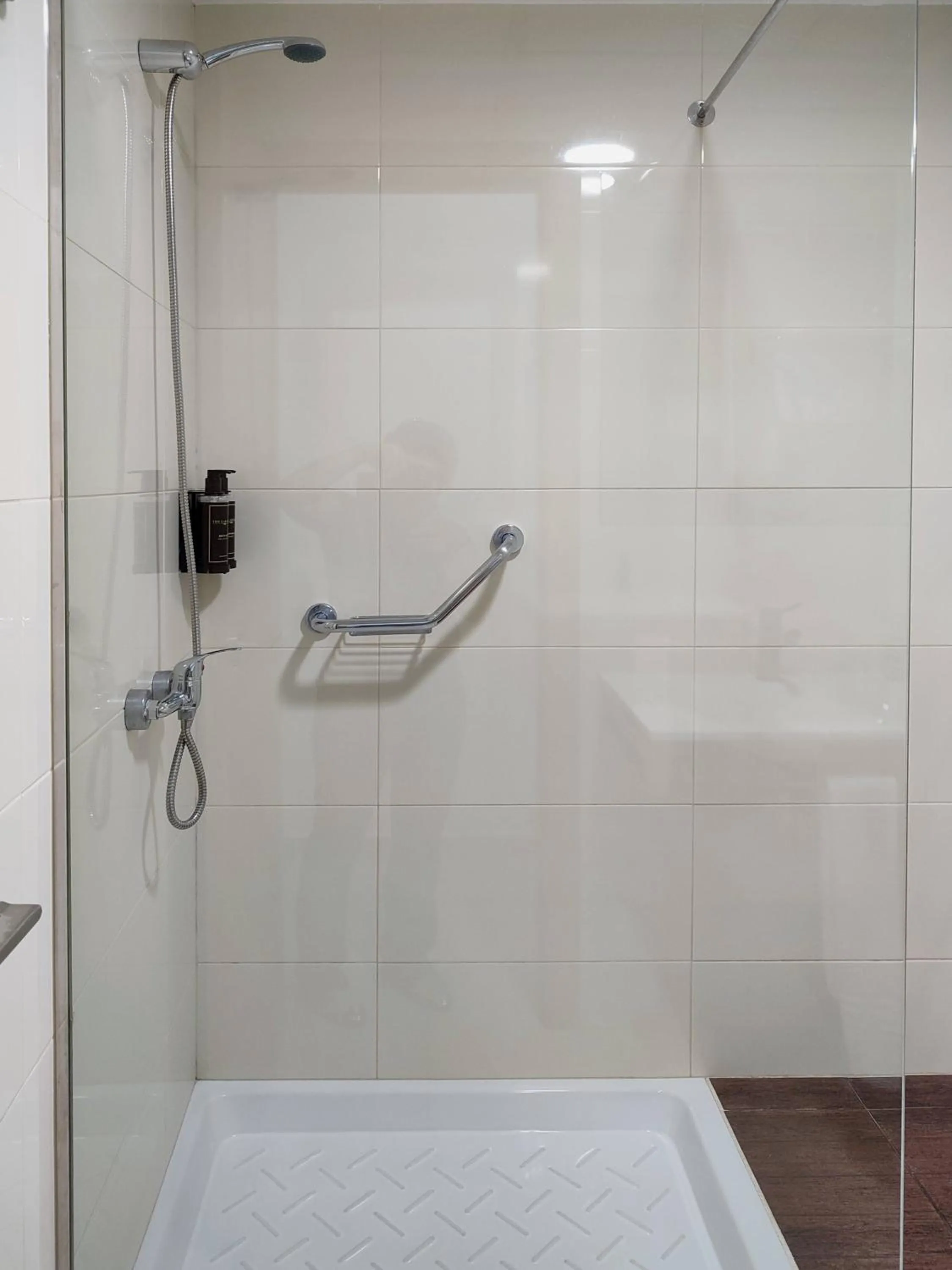Shower in Hotel Porto