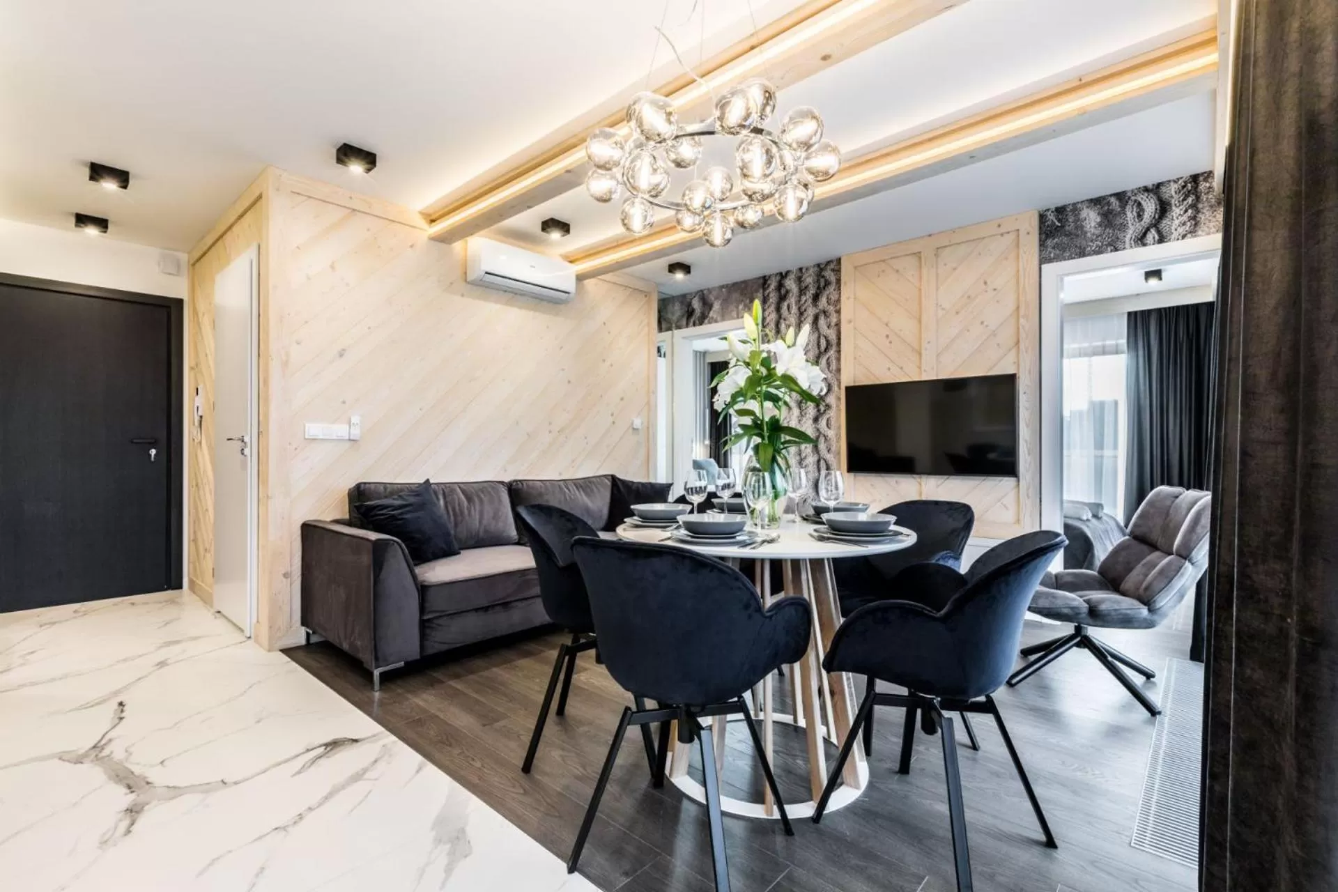Two-Bedroom Apartment in Białka Residence Ski - 50 m do Termy Bania Odkryj-Białke