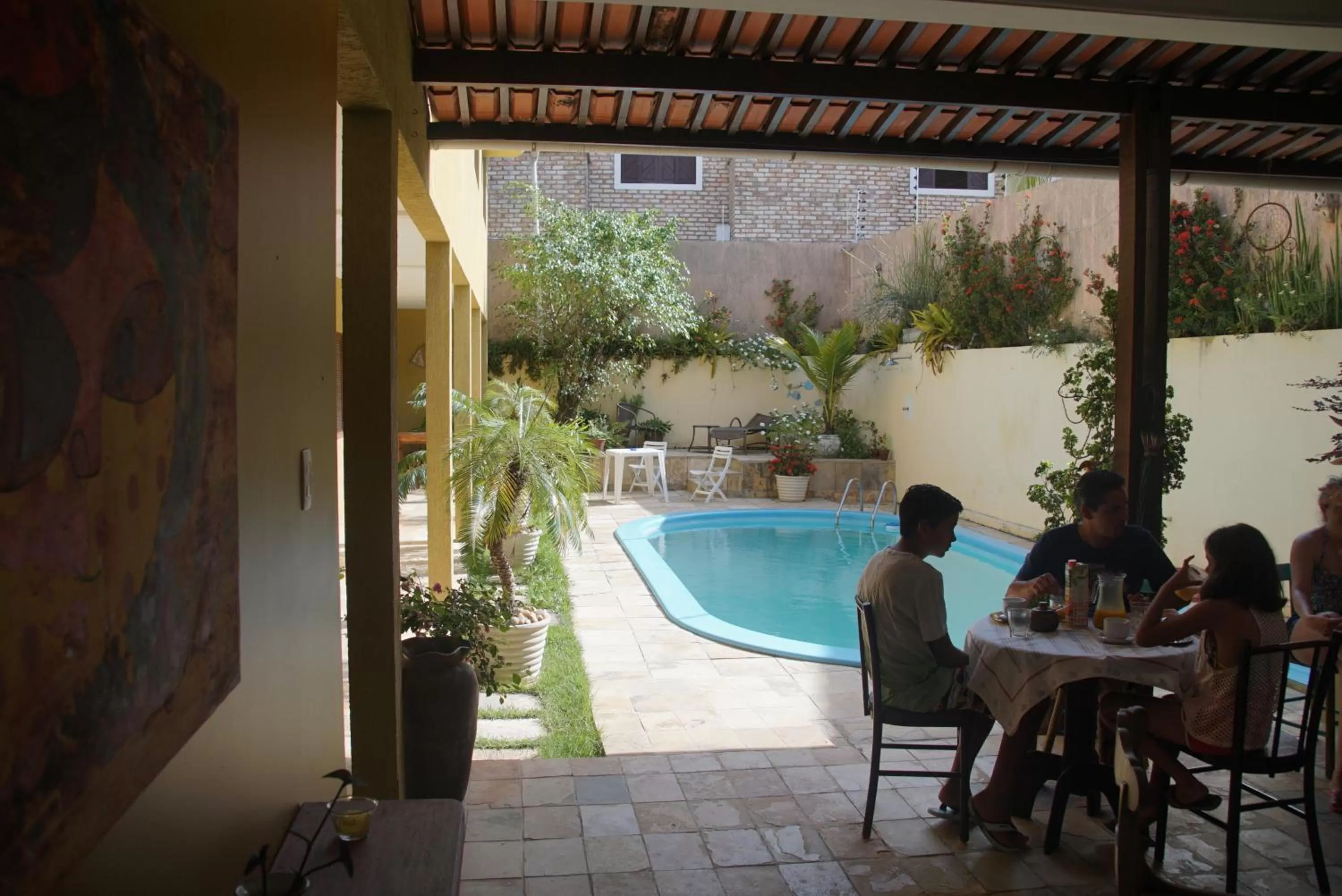 Swimming pool in Hospedaria Lua Raio de Sol