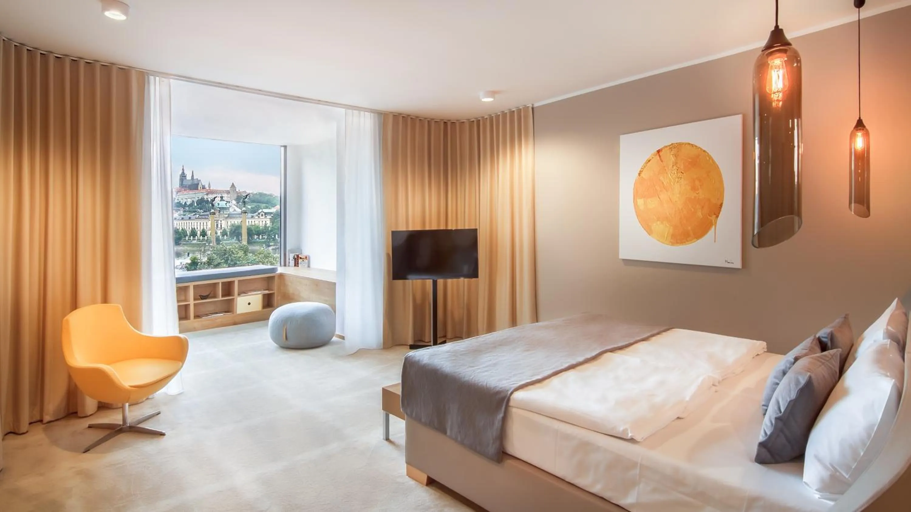 Bed in The President