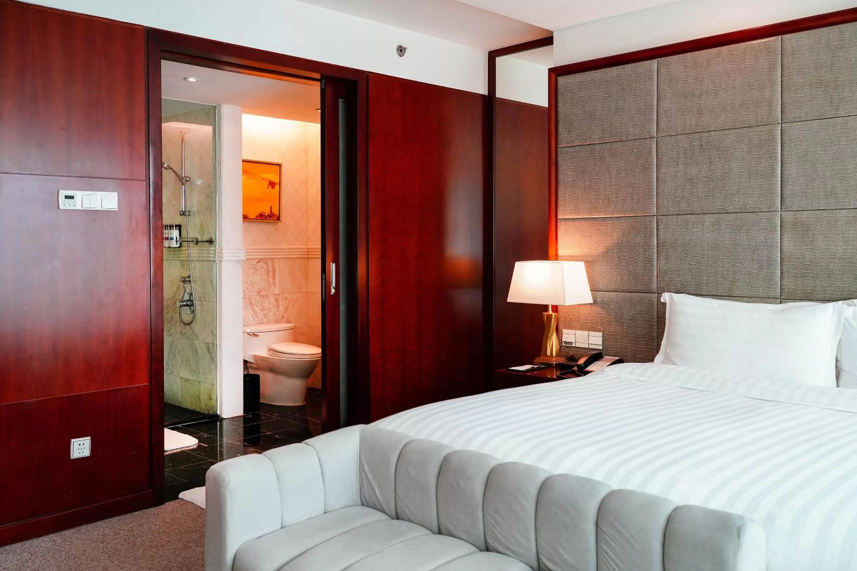 Photo of the whole room, Bed in Pullman Shanghai Central