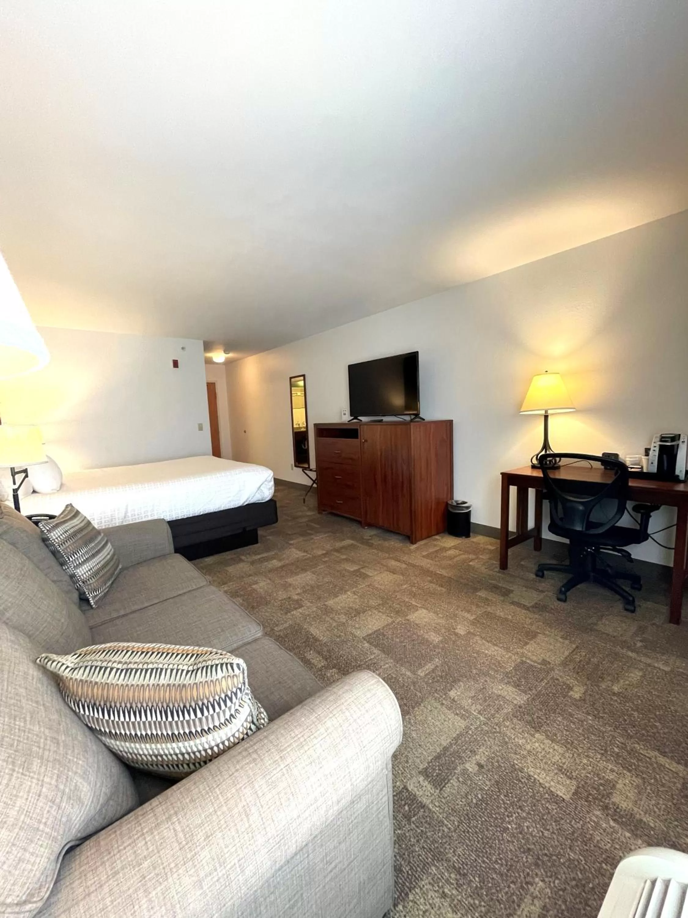 Bedroom in Boothill Inn and Suites